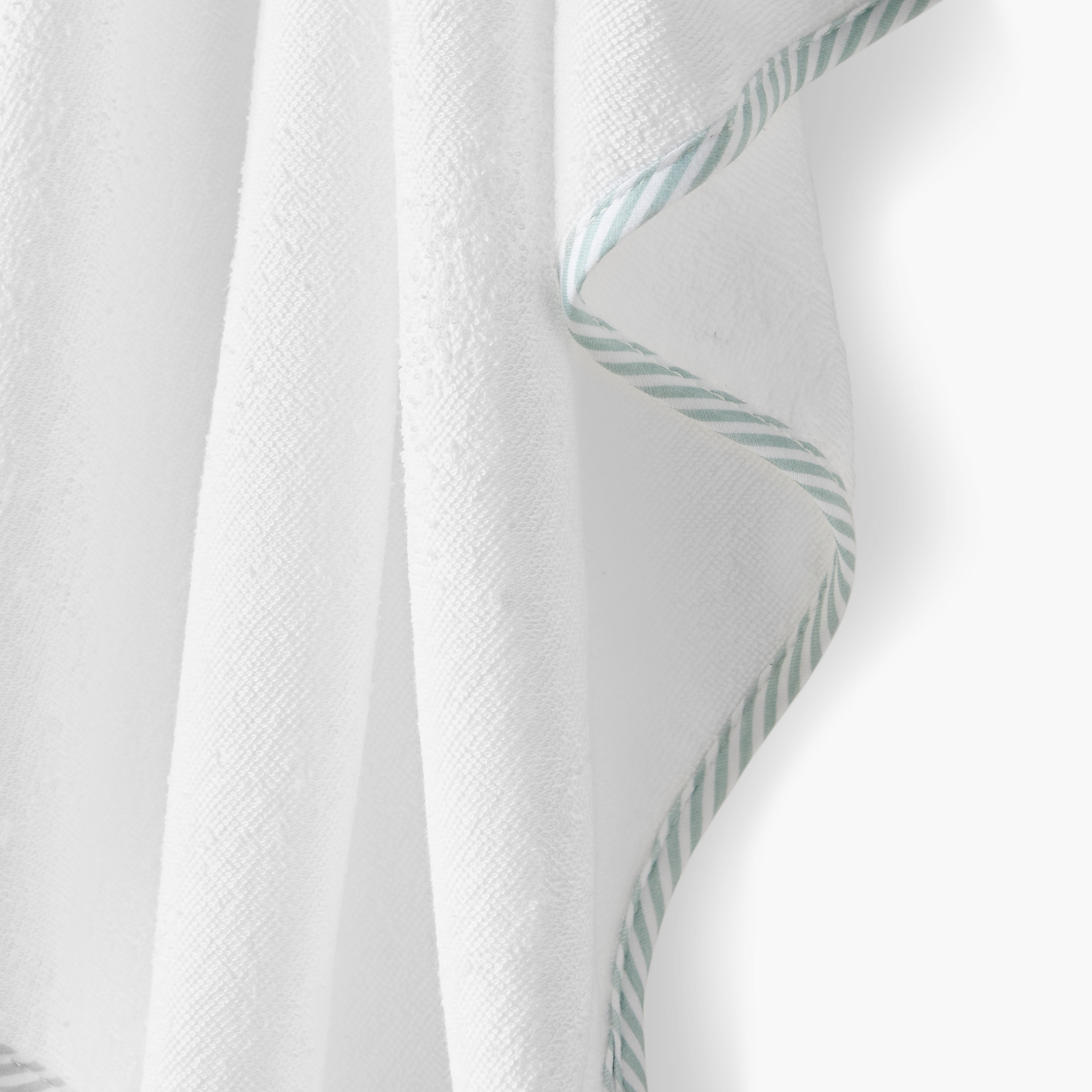 طقم منشفة مطرزة بزخارف زرافة وقبعة وقفازات غسيل من جونيورز-baby-bathandcare-towels-image-5