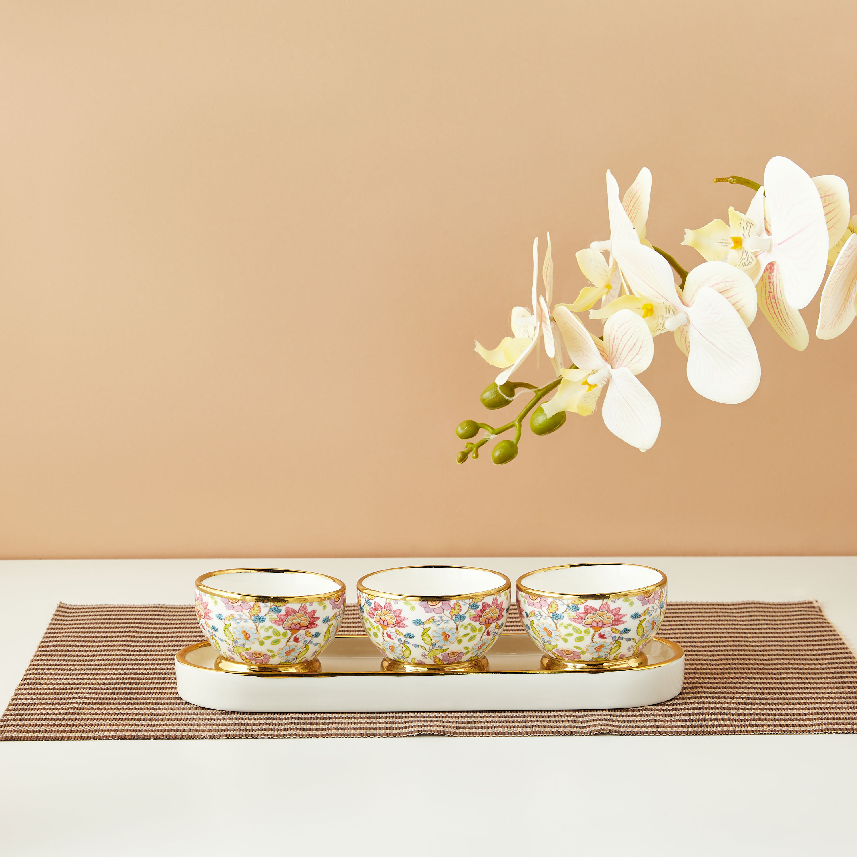 طقم أوعية بورسلان مع صينية 3 قطع بطبعات زهرية صيفية-household-dining-serveware-servingtrays-image-1