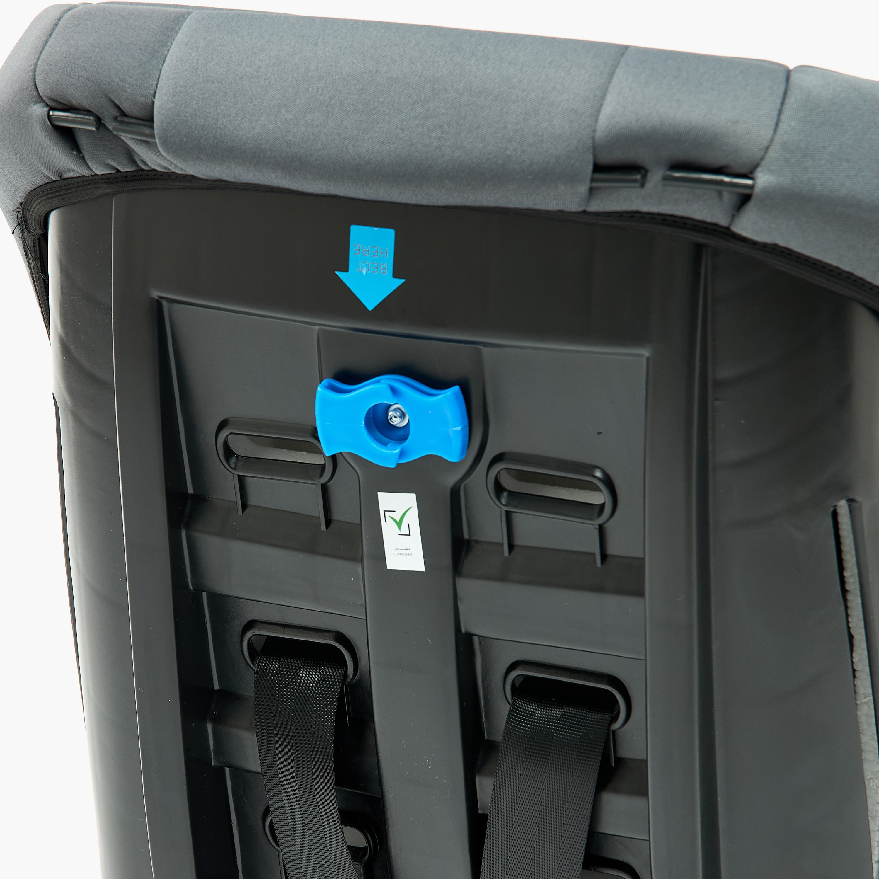 مقعد سيارة فينشر للرضّع بنظام حزام الأمان خماسي النقاط من ليتل بلومرز -baby-gear-carseats-image-14