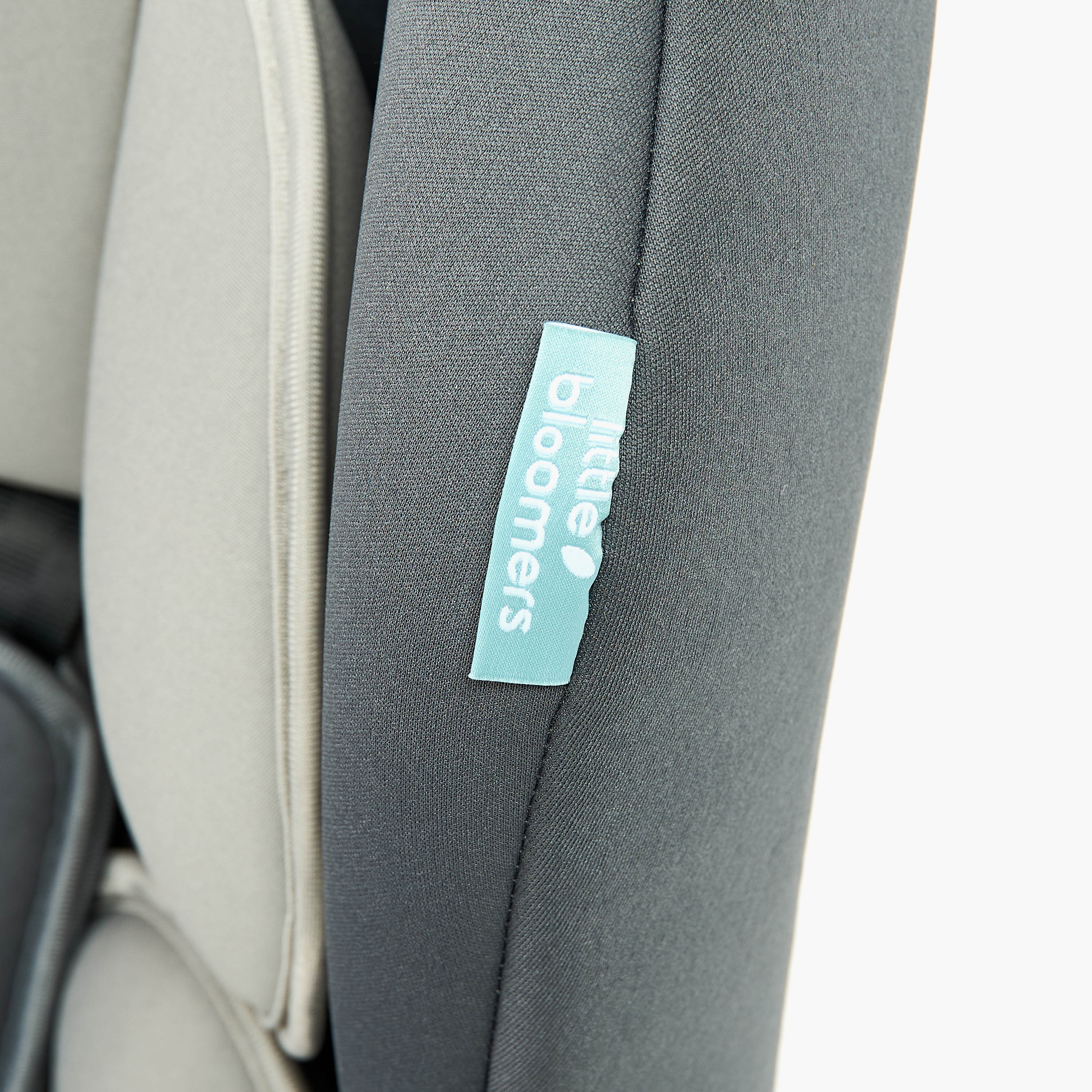 مقعد سيارة فينشر للرضّع بنظام حزام الأمان خماسي النقاط من ليتل بلومرز -baby-gear-carseats-image-16
