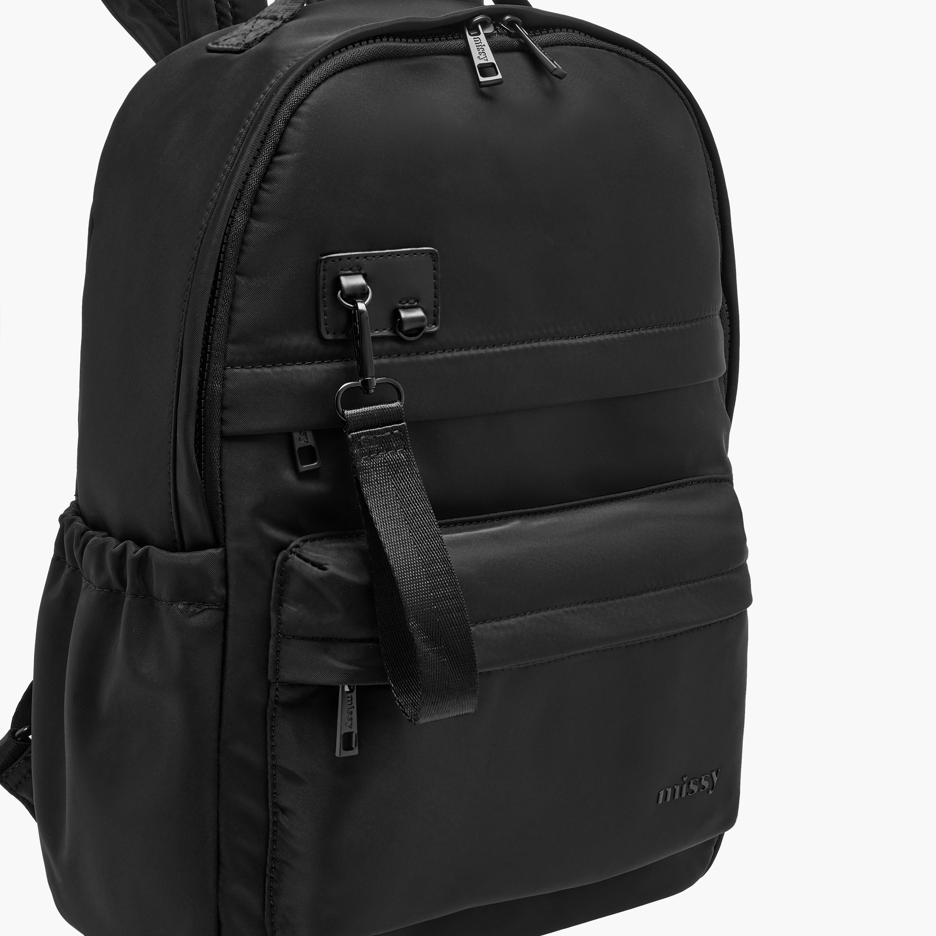 شنطة ظهر سادة مع حمالات قابلة للتعديل وسحاب إغلاق من ميسي-women-bagsandwallets-backpacks-image-4