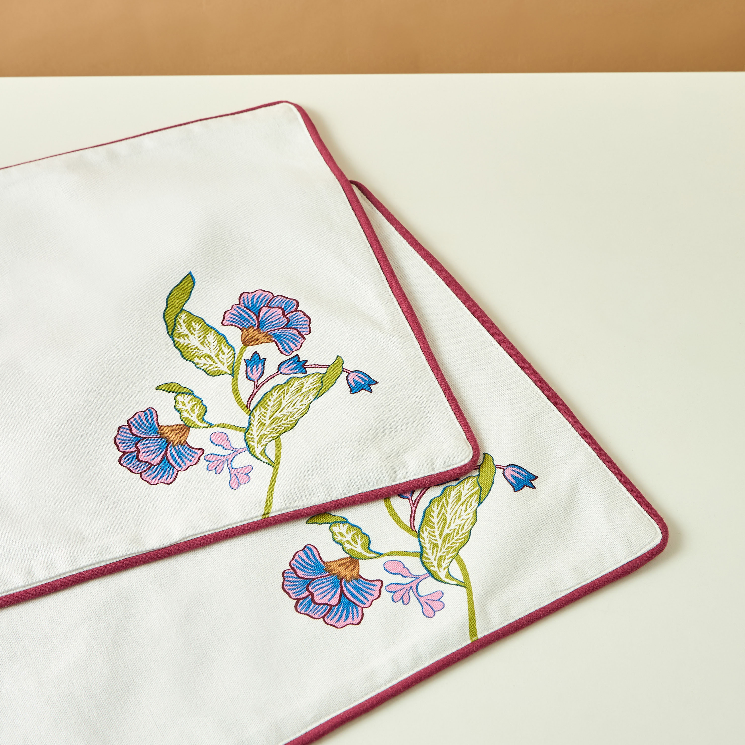 Summer Flower 2-Piece Printed Placemat Set - 33x45 cms-household-dining-tablelinen-placemats-image-4