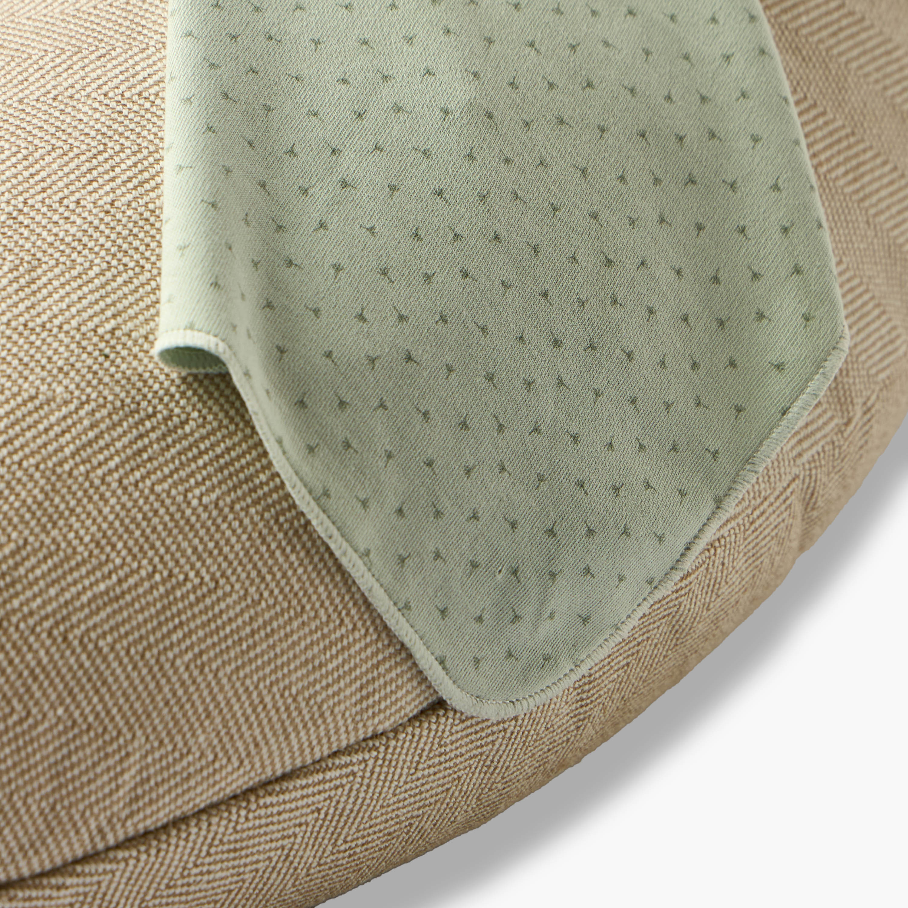 وسادة رضاعة سادة من كامبراس-baby-feeding-breastfeedingandcare-image-2