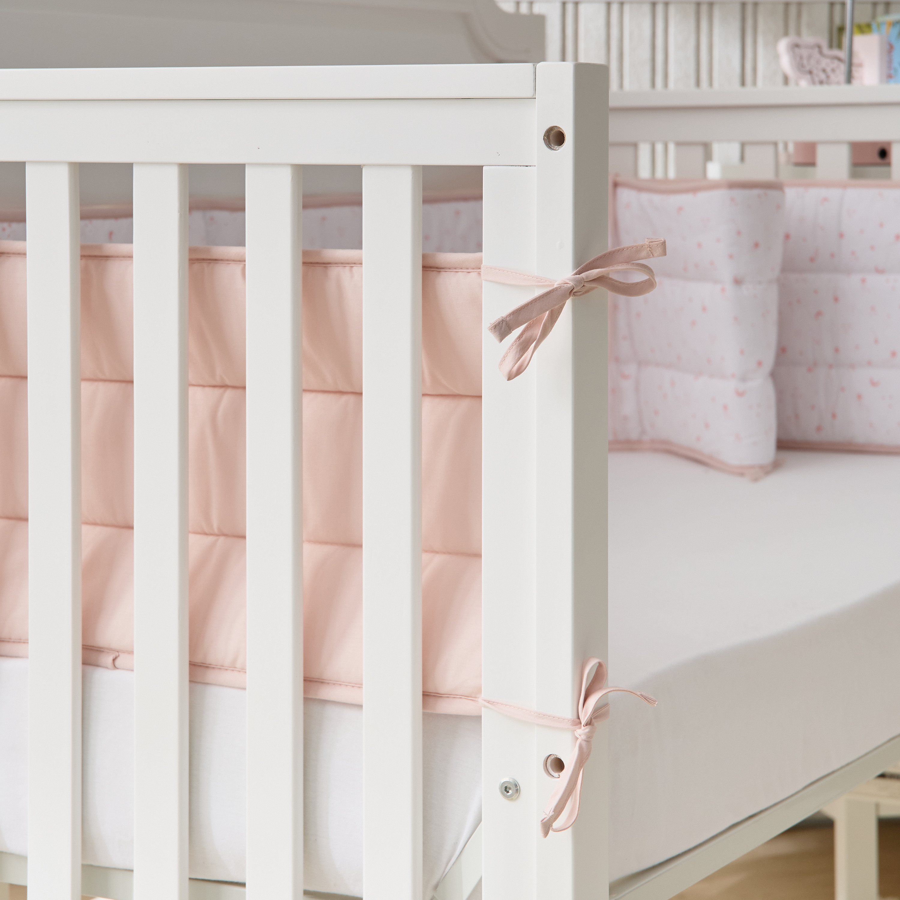 مصد سرير بطول كامل من جونيورز - 30x390 سم-baby-nursery-babybedding-image-3