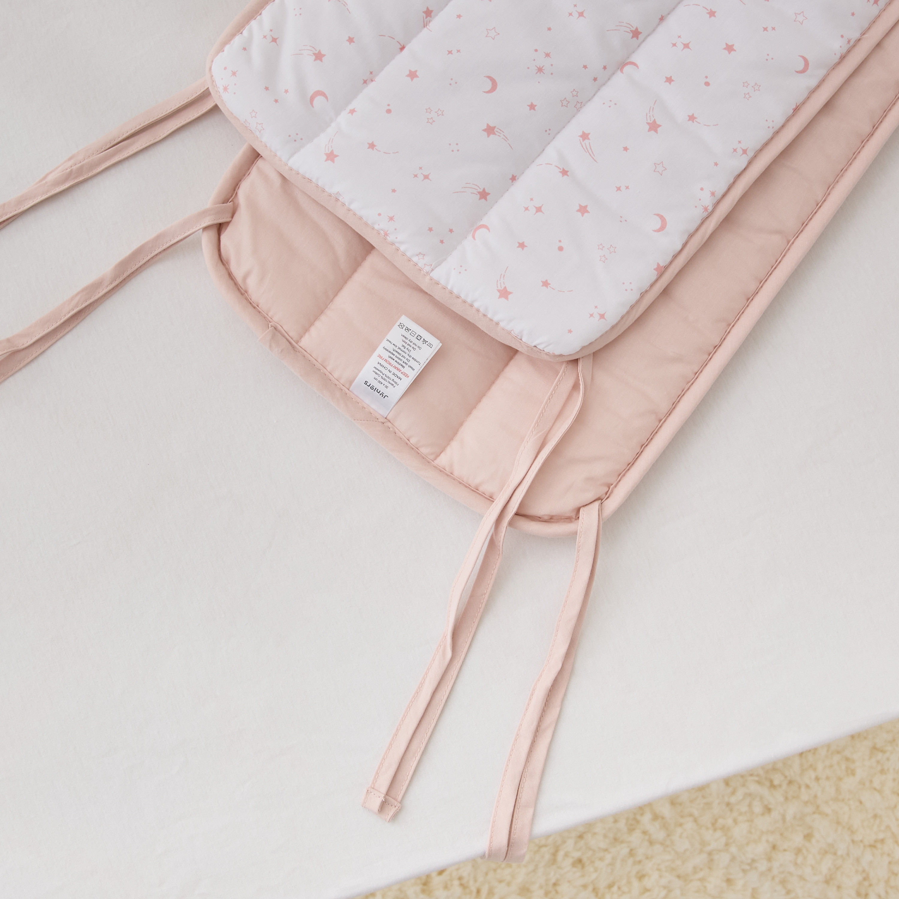 مصد سرير بطول كامل من جونيورز - 30x390 سم-baby-nursery-babybedding-image-5