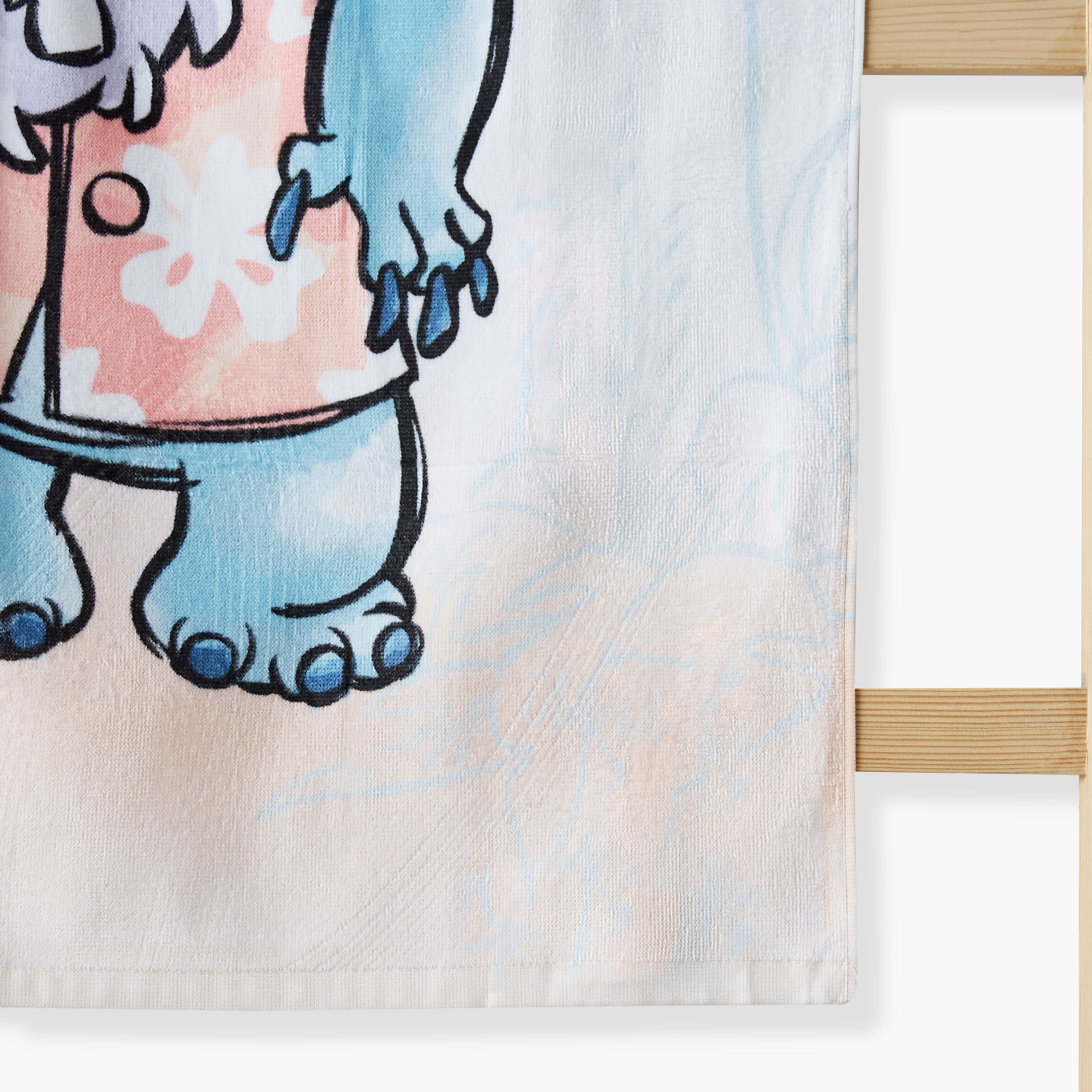 منشفة بحر بطبعات ستتش من ديزني-baby-bathandcare-towels-image-4