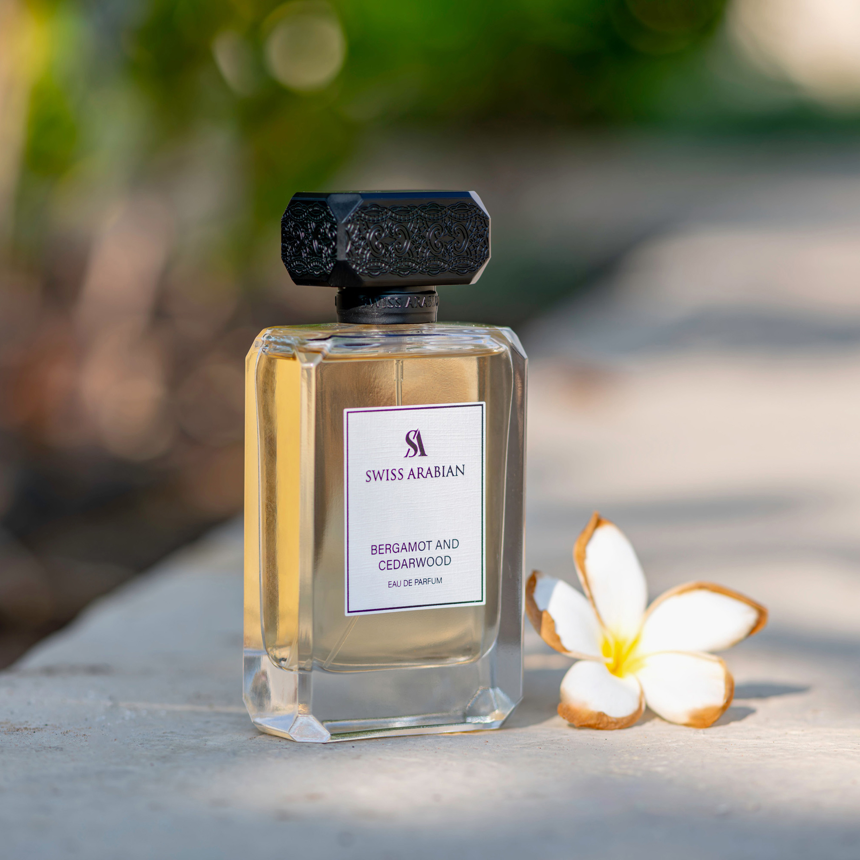 Swiss Arabian Bergamot and Cedarwood Eau de Parfum - 100 ml-beautyandpersonalcare-fragrance-unisex-image-4