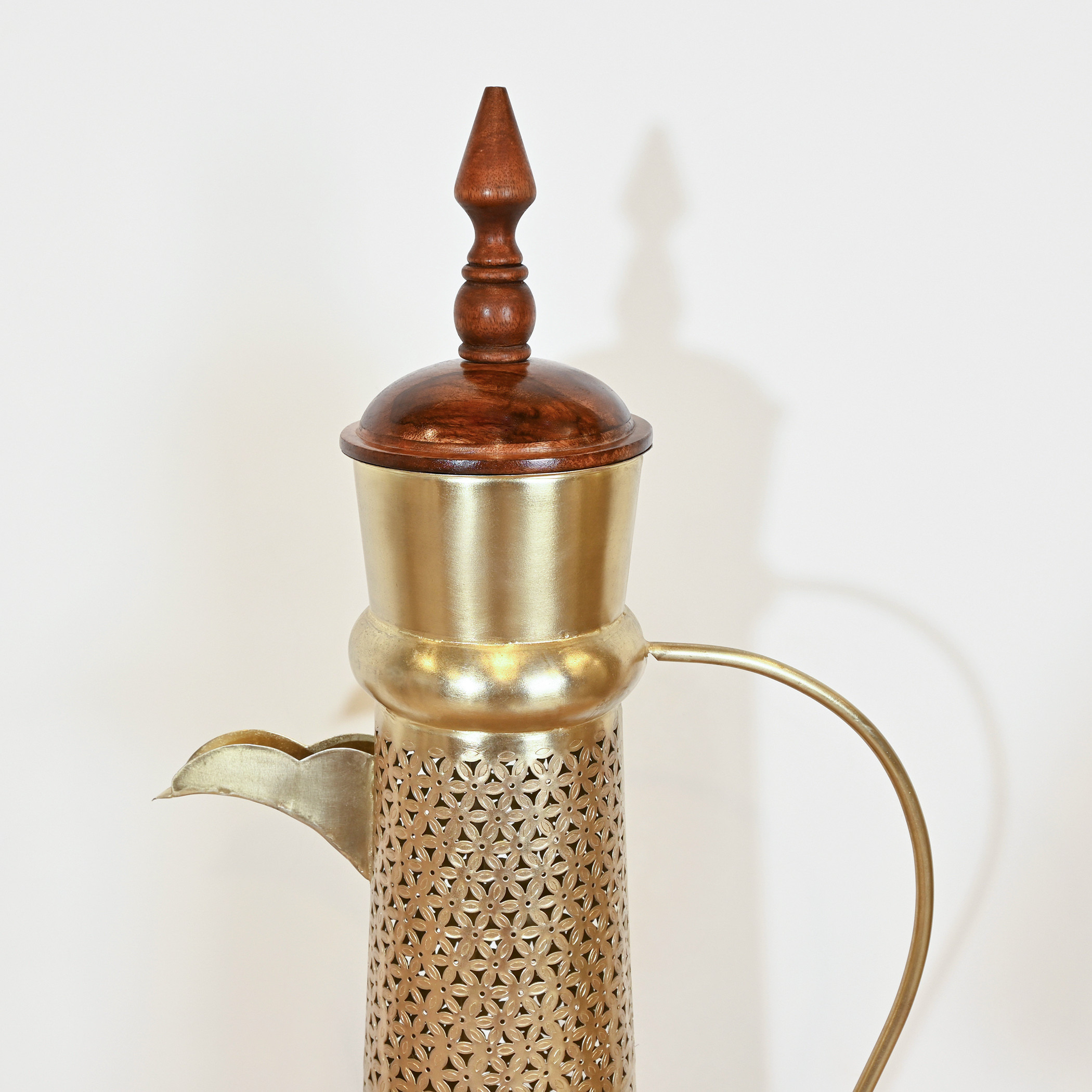 حامل شموع بتفاصيل مفرّغة من النحاس - 153 سم-household-decor-candleholdersandlanterns-image-3