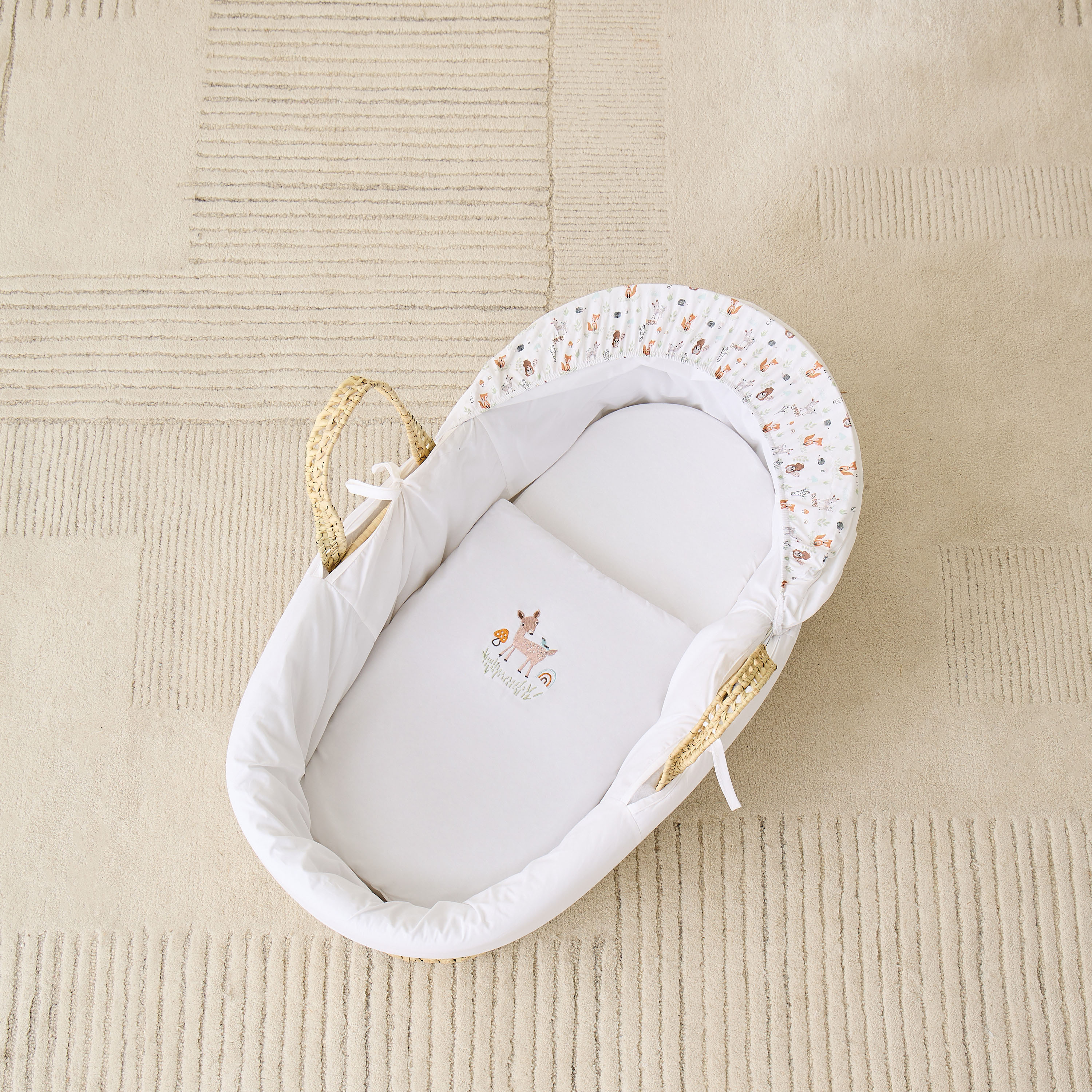 سلة موسى مع مظلة من جونيورز-baby-nursery-furniture-mosesbaskets-image-5