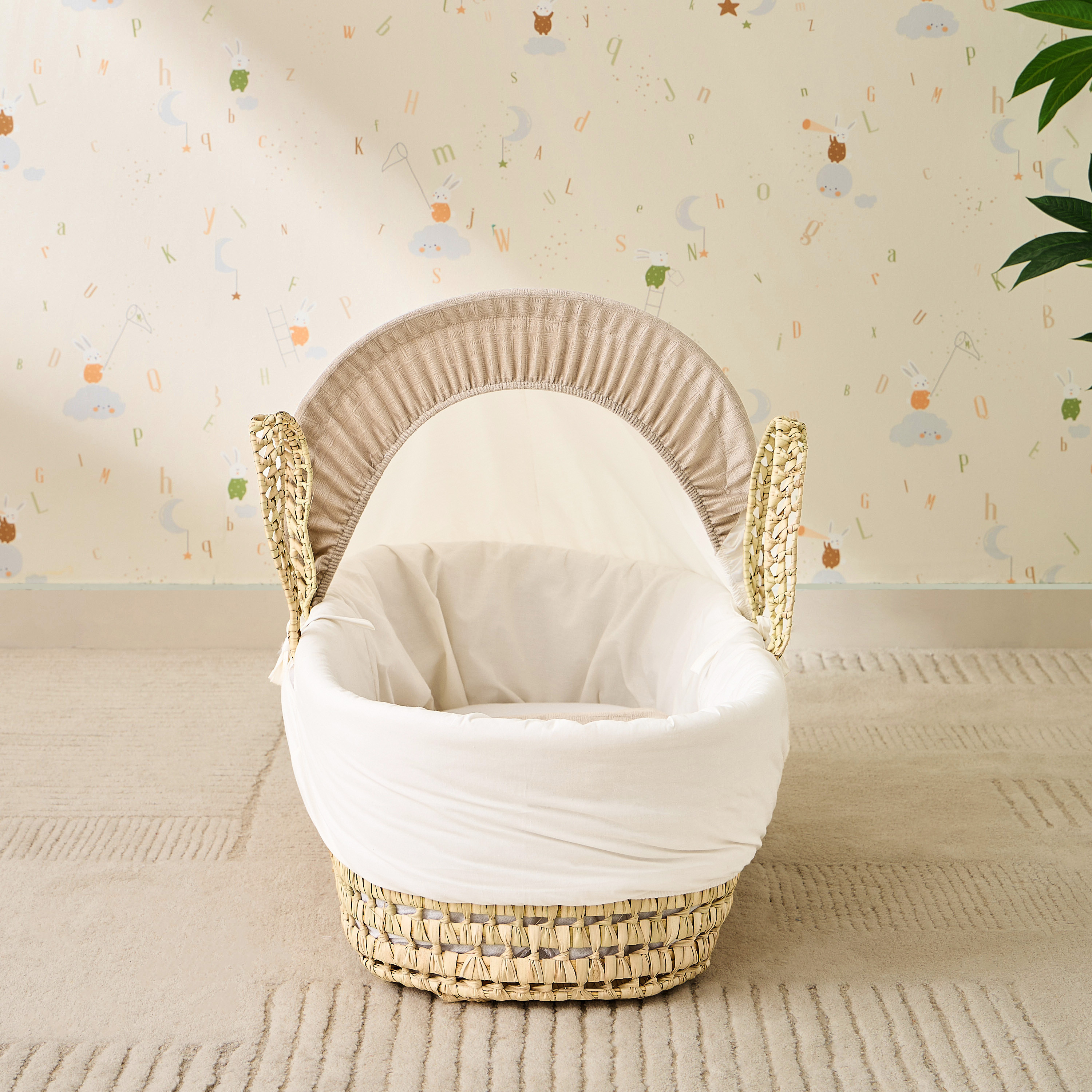 سلة موسى مع مظلة من جونيورز-baby-nursery-furniture-mosesbaskets-image-2