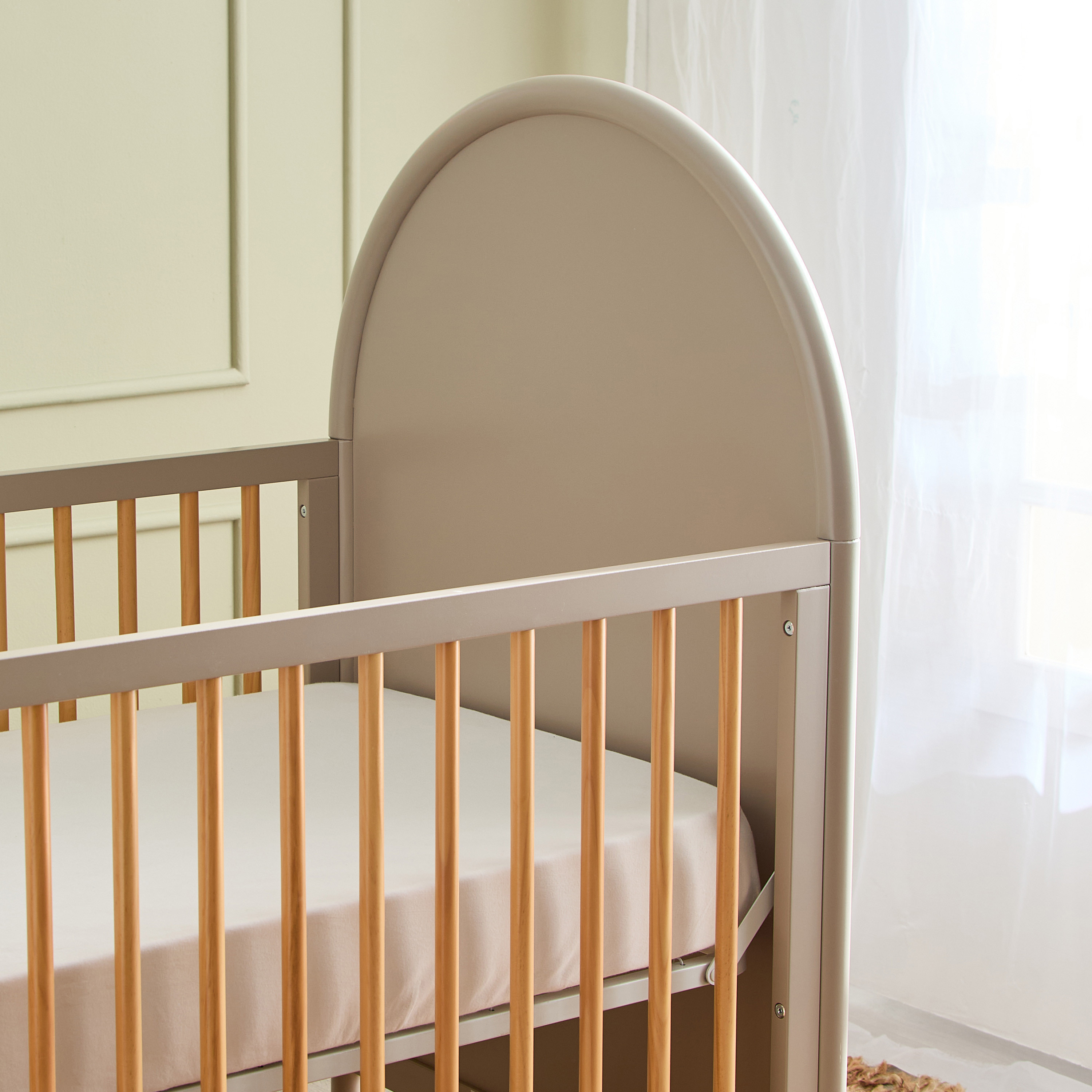 Giggles Avery Crib with Convertible Design and Adjustable Height (Up to 6 years)-baby-nursery-furniture-cribsandbeds-babycribs-image-5