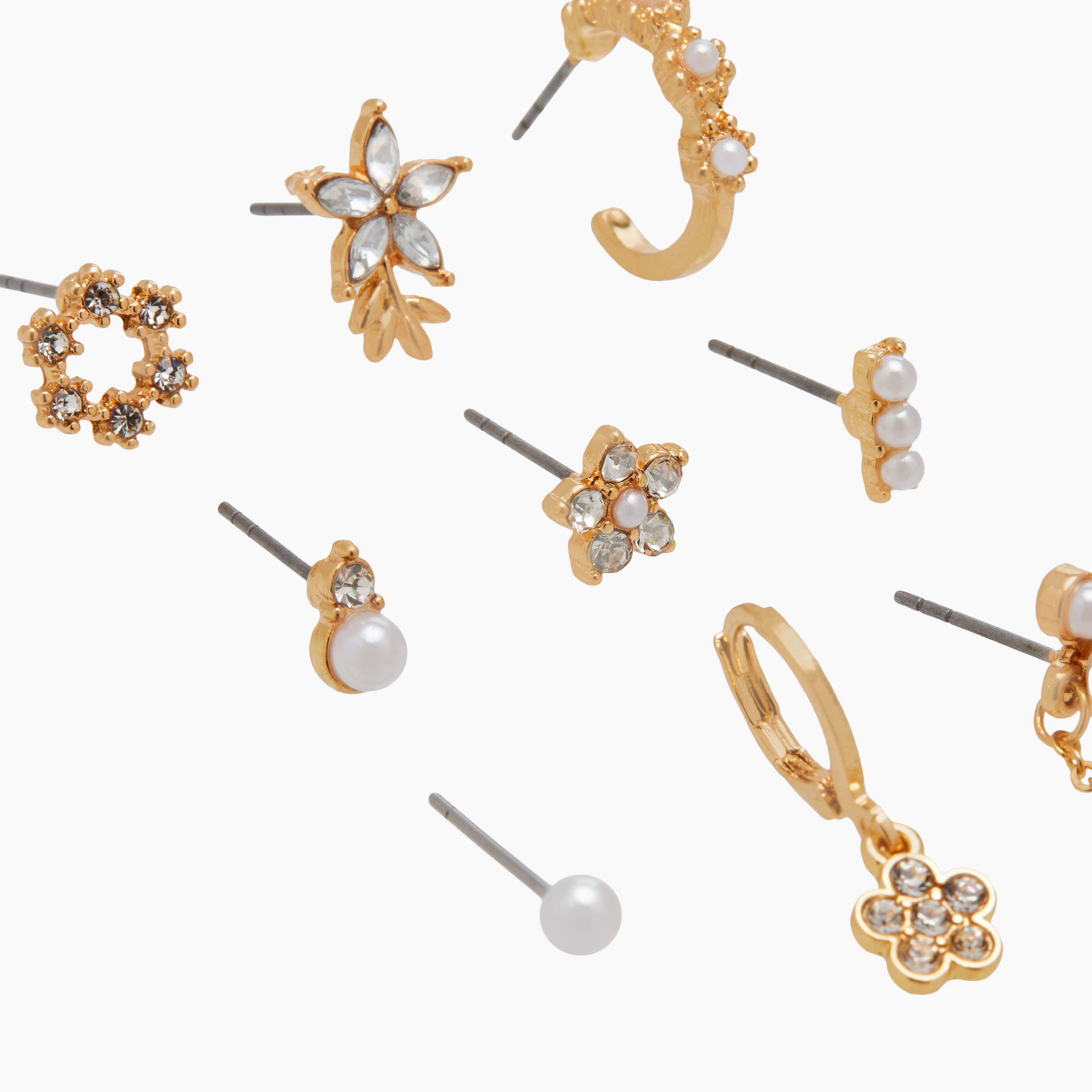 حلقان مزيّنة بمكبس إغلاق خلفي - طقم من 9-women-watchesandjewellery-jewellery-earrings-image-3