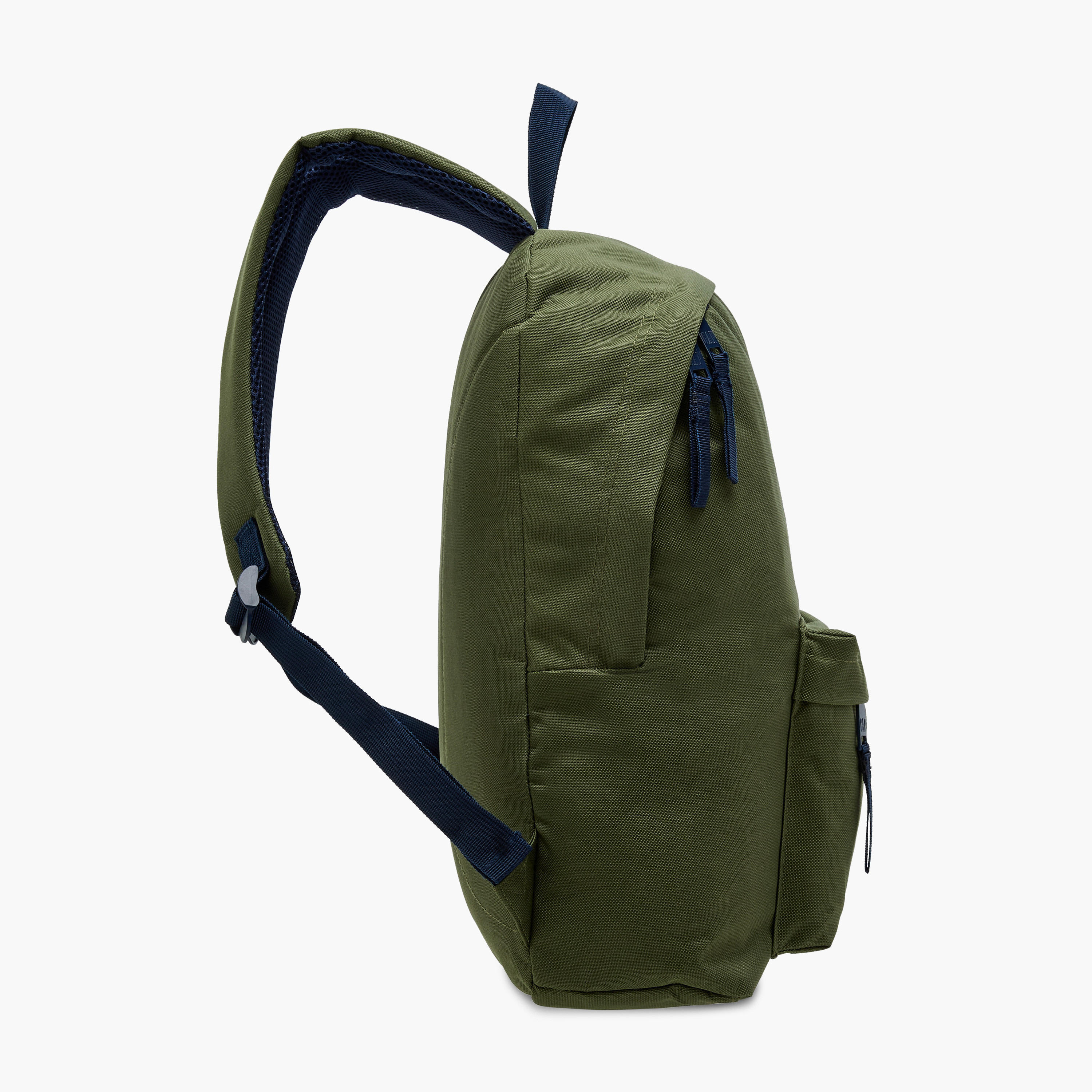 GAP 17-inch Logo Print Backpack with Adjustable Straps and Zip Closure - 43x29x11 cms-CP_BESTPRICE_EXCLUSION-image-5