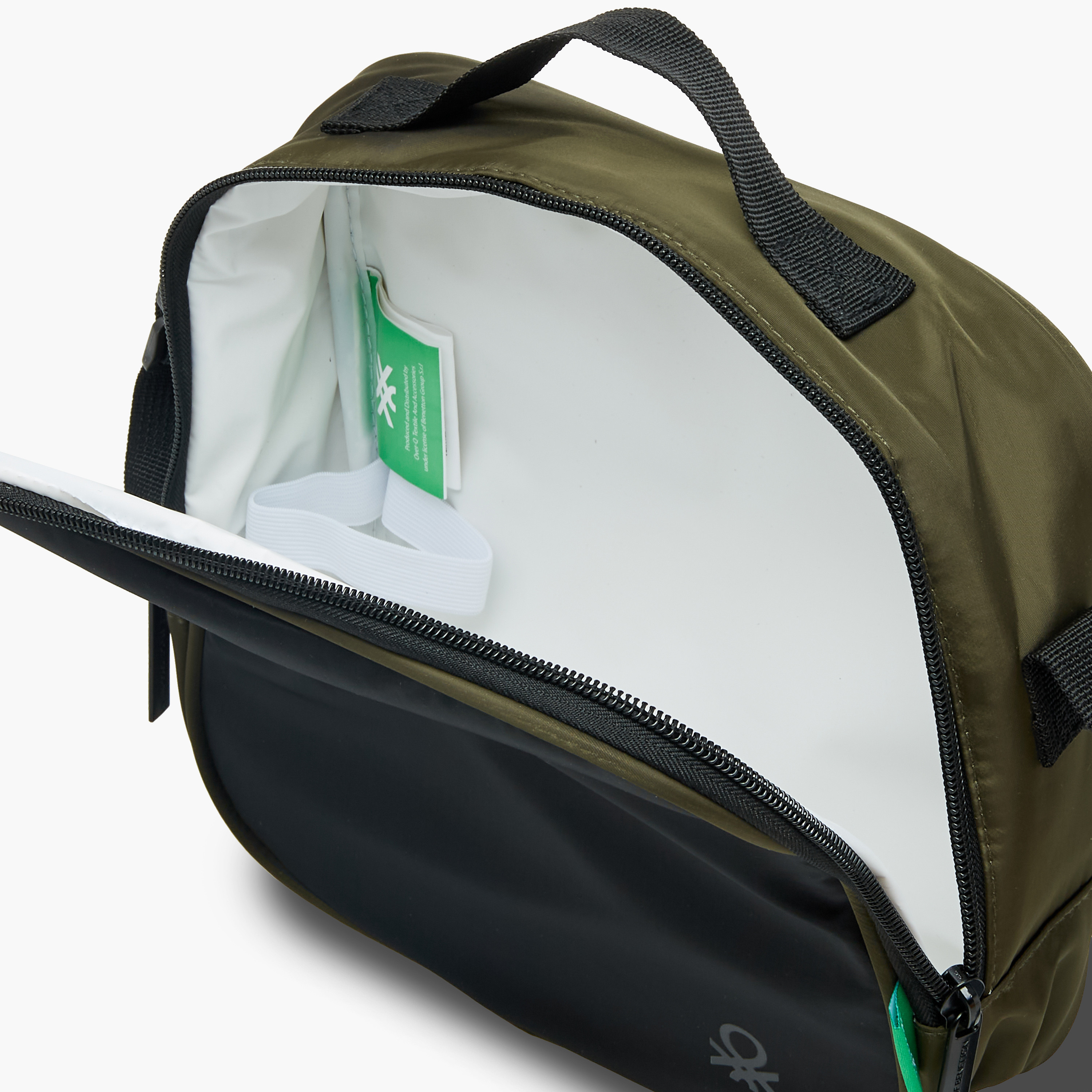 UCB Solid Lunch Bag with Adjustable Strap and Zip Closure-school-lunchessentials-lunchbags-image-8