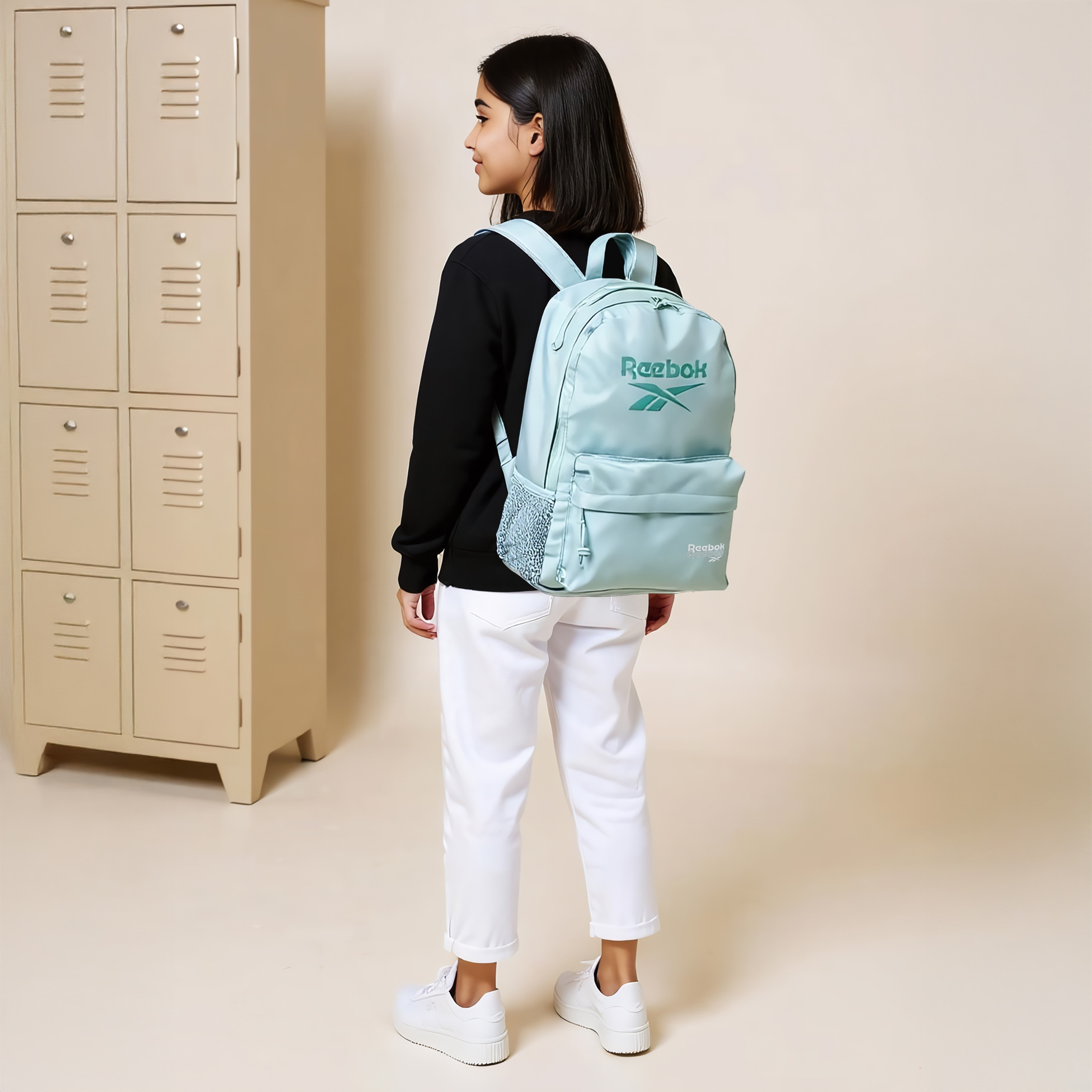 شنطة ظهر بطبعات شعار بحمّالات قابلة للتعديل وسحّاب إغلاق من ريبوك - 31×45×17.5 سم-school-bagsandbackpacks-backpacks-image-3
