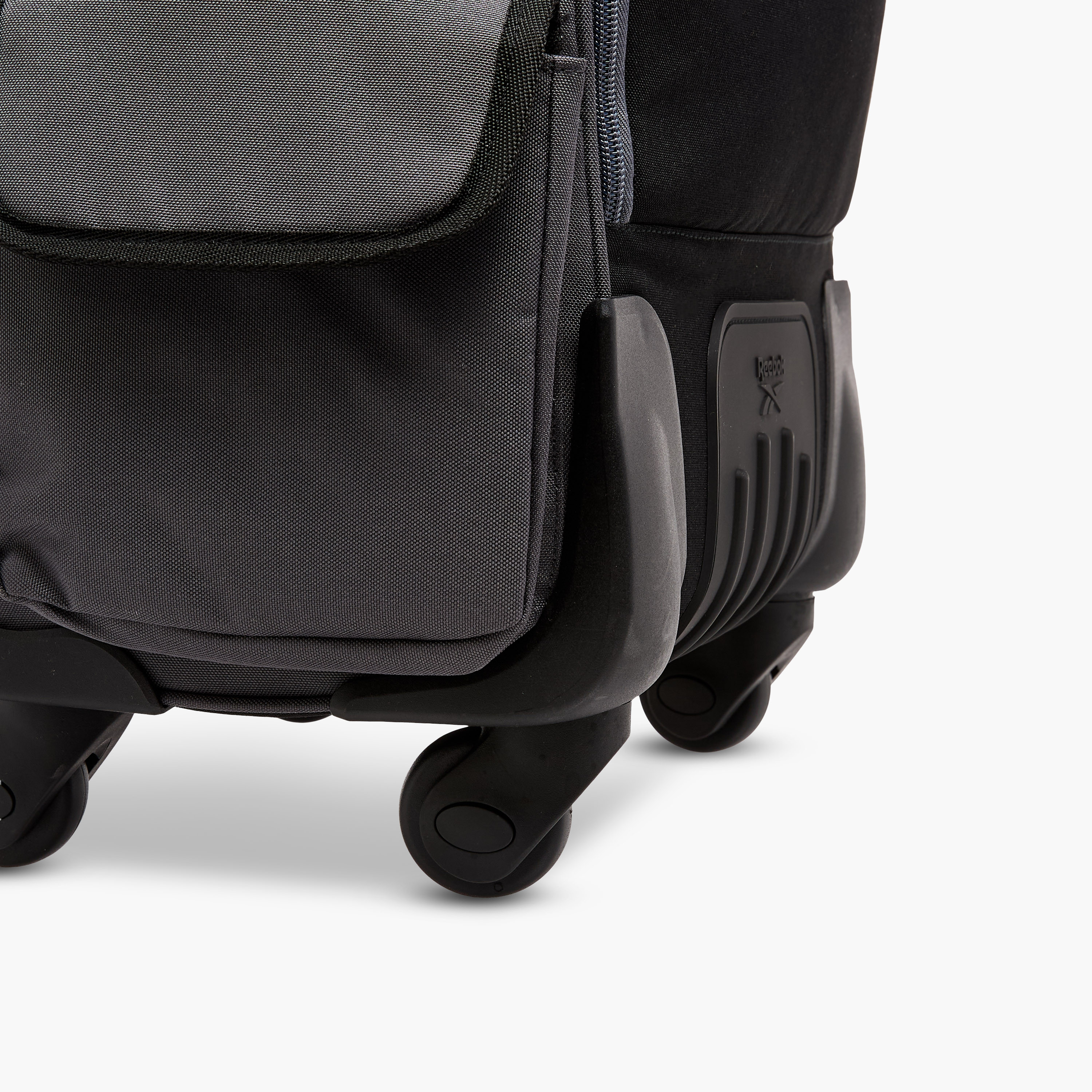 Reebok Solid Trolley Bag for Boys 8-13 Years with Retractable Handle -school-bagsandbackpacks-trolleybags-image-16