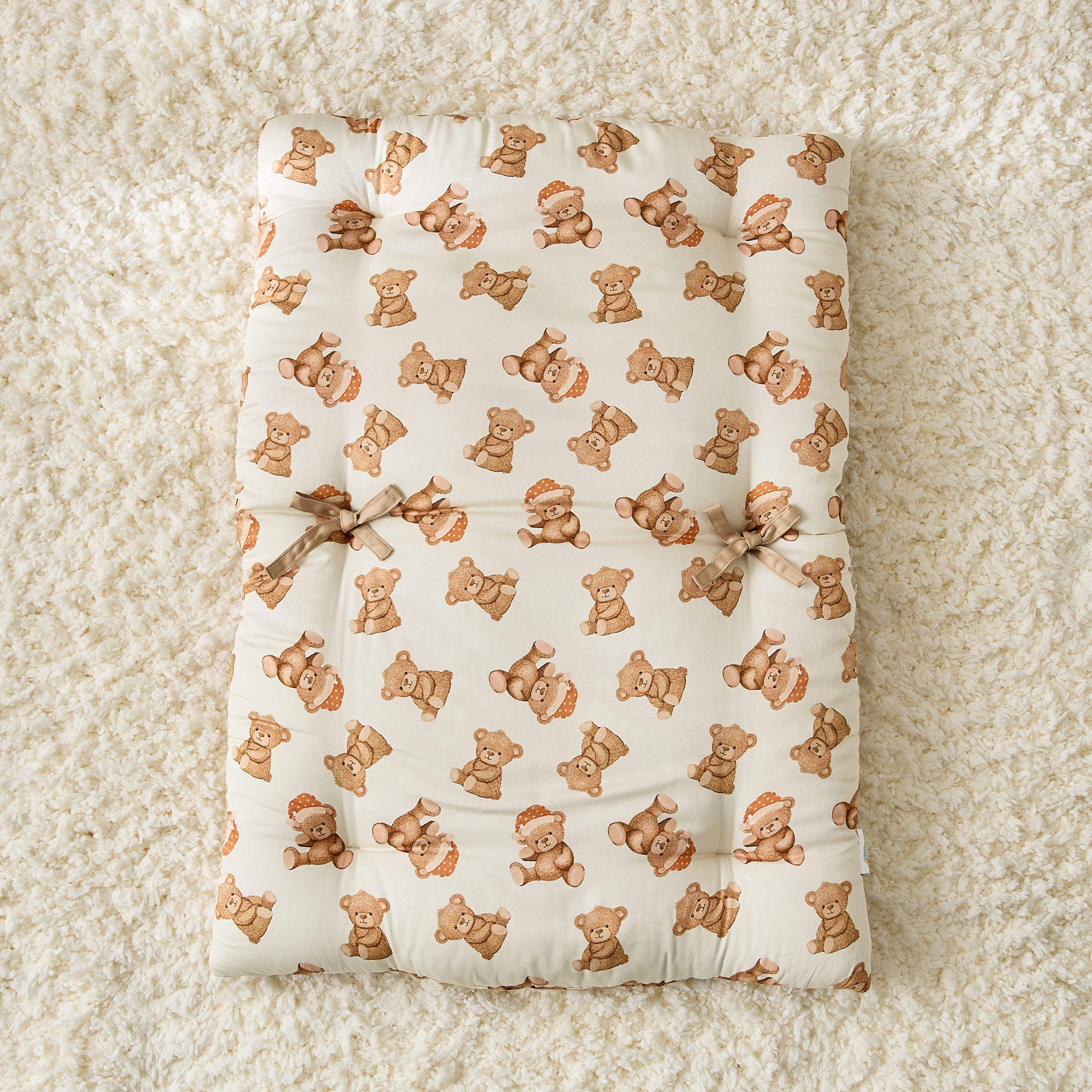 طقم مفروشات سرير عضوي بطبعات دب تيدي من فلانسي فلاف - 6 قطع - 58x84 سم-baby-nursery-babybedding-image-1