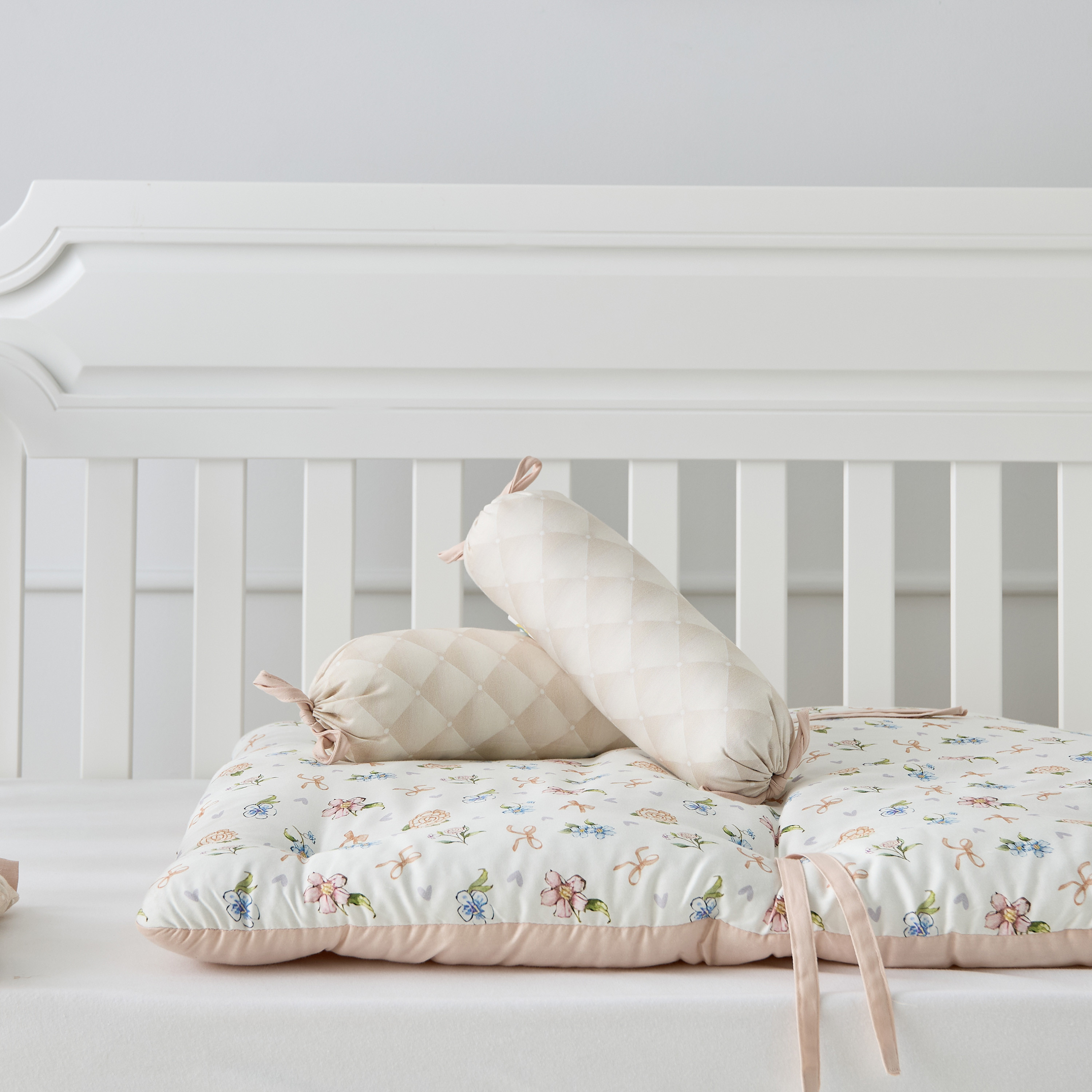 Fancy Fluff Floral Print 5-Piece Baby Bed Set - 58x84 cm-baby-nursery-babybedding-image-4