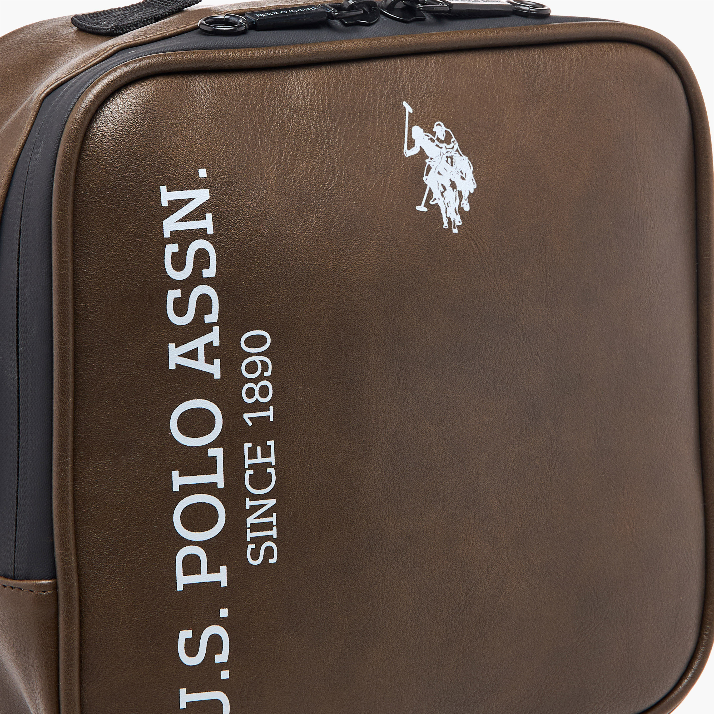 US Polo ASSN. Logo Print Lunch Bag with Zip Closure-school-lunchessentials-lunchbags-image-5