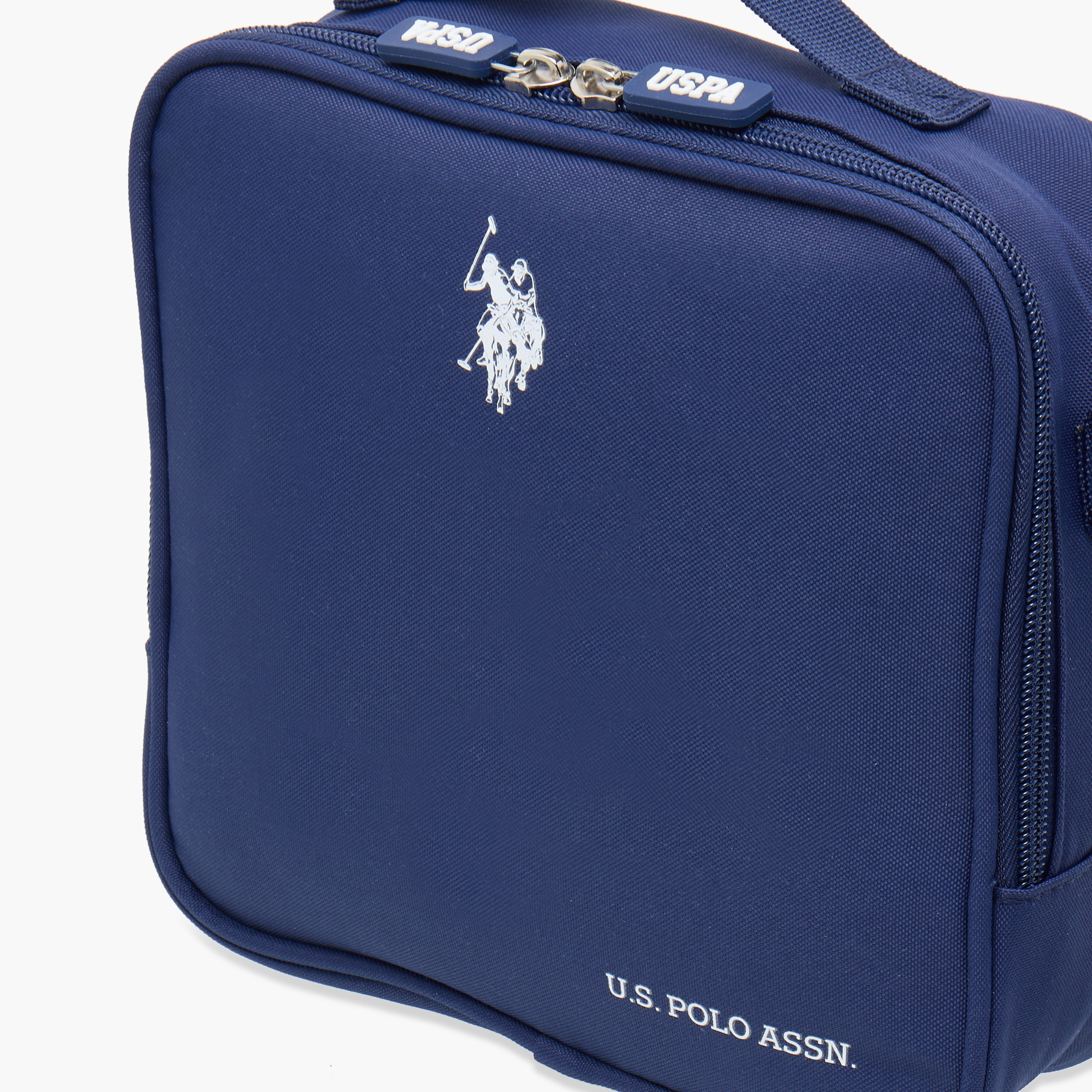 US POLO ASSN.Logo Print Lunch Bag with Zip Closure-school-lunchessentials-lunchbags-image-5