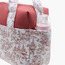 شنطة حفاضات بحزام قابل للتعديل وسحاب إغلاق وطبعات من جيجلز-baby-diapering-diaperbags-image-5
