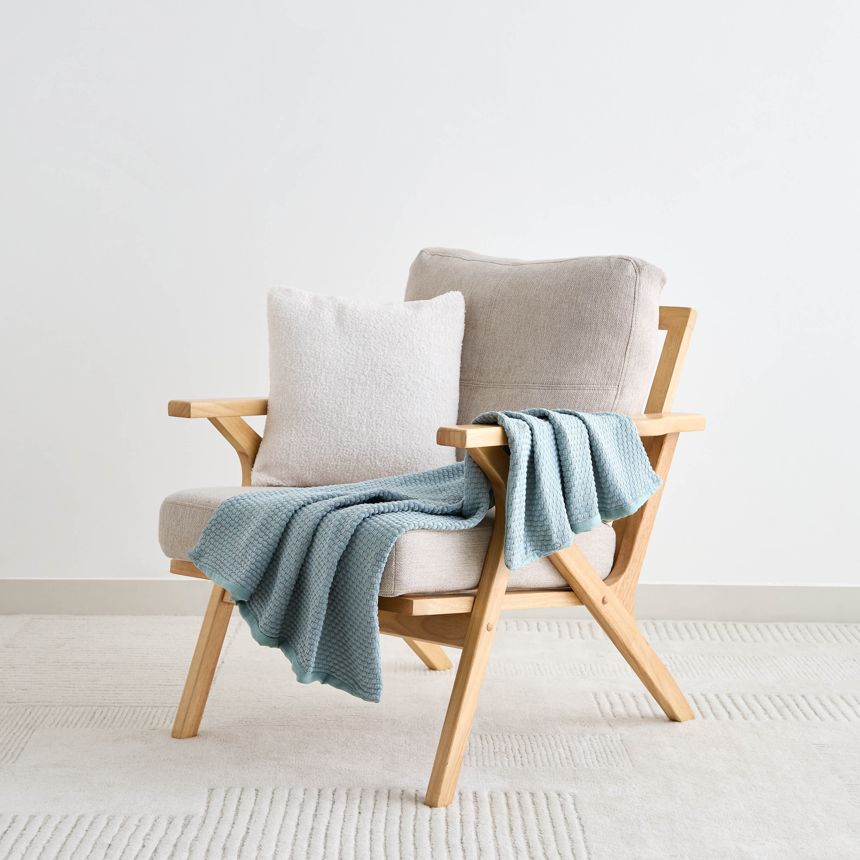 Juniors Textured Raschel Blanket - 75x100 cm-baby-nursery-blanketsandswaddles-blanketsandquilts-image-2