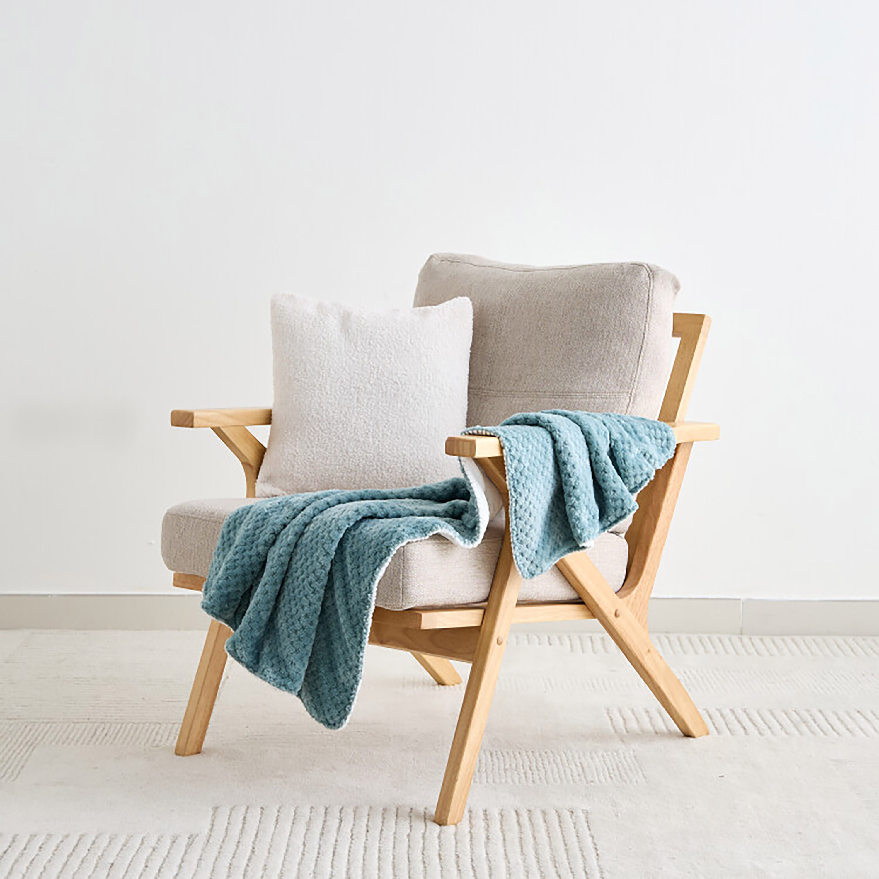 Juniors Textured Raschel Blanket - 75x100 cm-baby-nursery-blanketsandswaddles-blanketsandquilts-image-2
