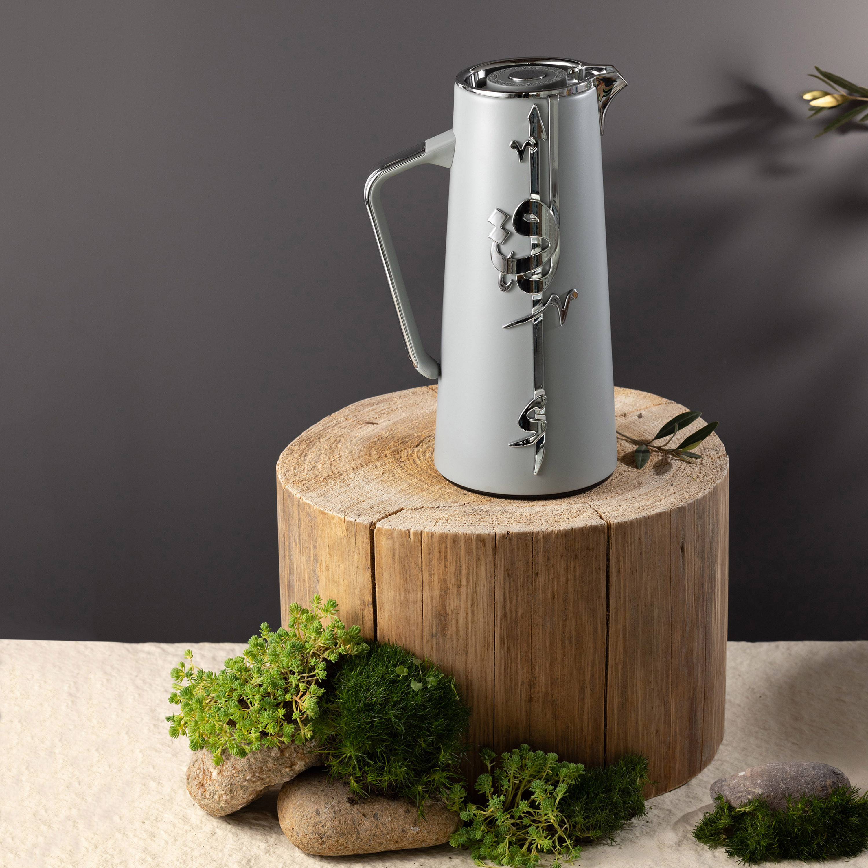 Otantik Lqaa Calligraphy Detail Vacuum Flask - 1 L-household-dining-teaandcoffee-vacuumflaskscoffeeandteapots-image-2