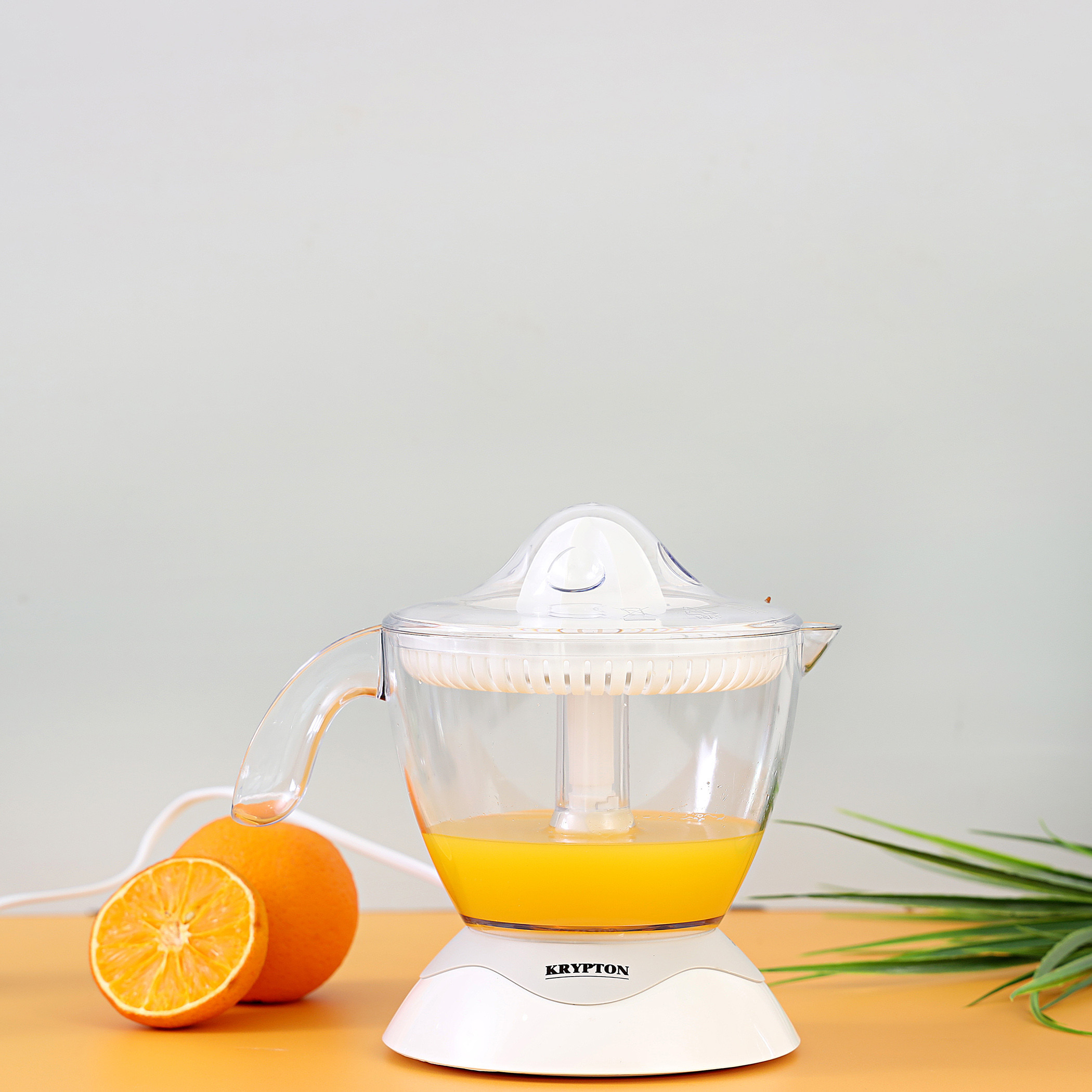 Krypton Citrus Juicer with Filter - 1 L-household-appliances-kitchenappliances-blendersmixersandgrinders-image-4