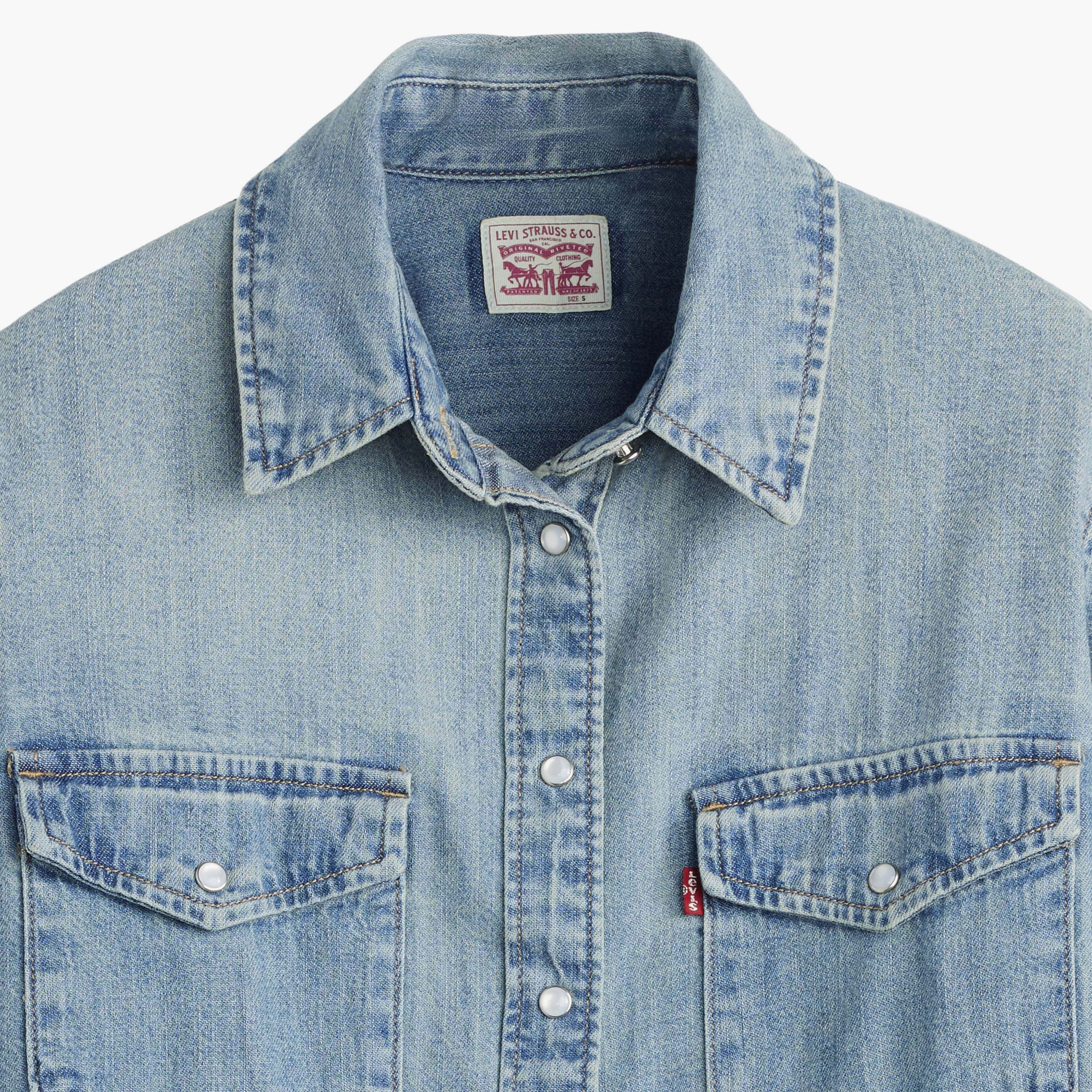 قميص نسائي سادة بياقة وأكمام طويلة من ليفايس-women-clothing-shirtsandblouses-shirts-image-6
