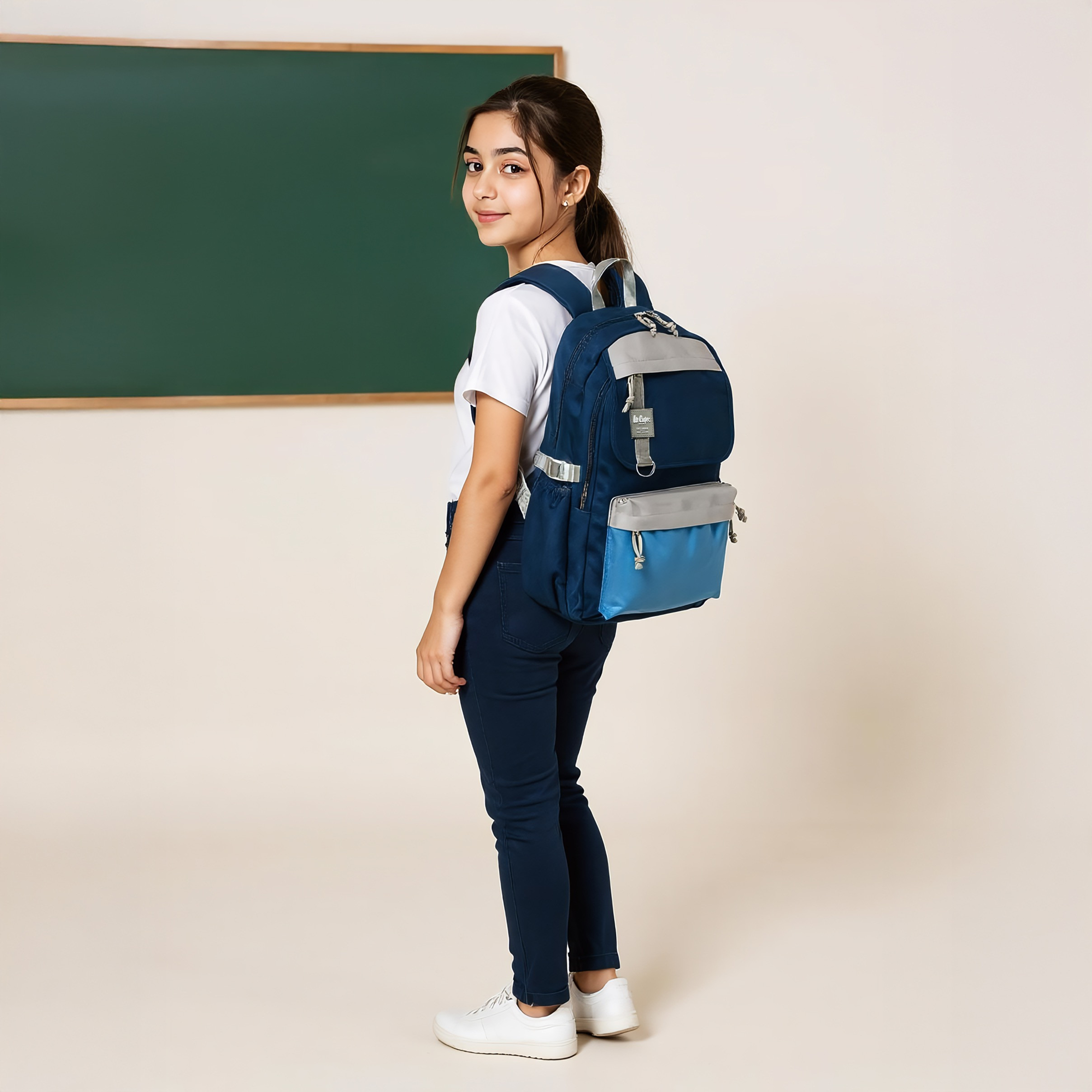 طقم شنطة ظهر مدرسية بطبعات مع شنطة غداء ومقلمة من فلورا بيلا-school-bagsandbackpacks-backpacks-image-3