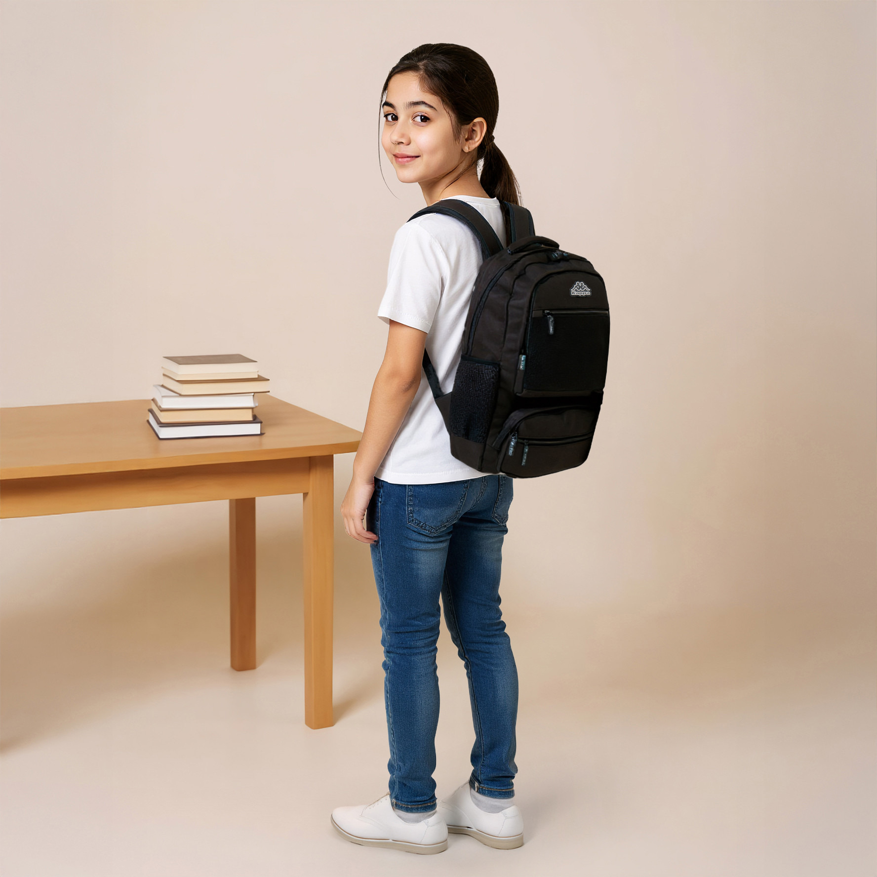 طقم شنطة ظهر مدرسية ومقلمة بطبعات شعار من كابا-school-bagsandbackpacks-backpacks-image-3