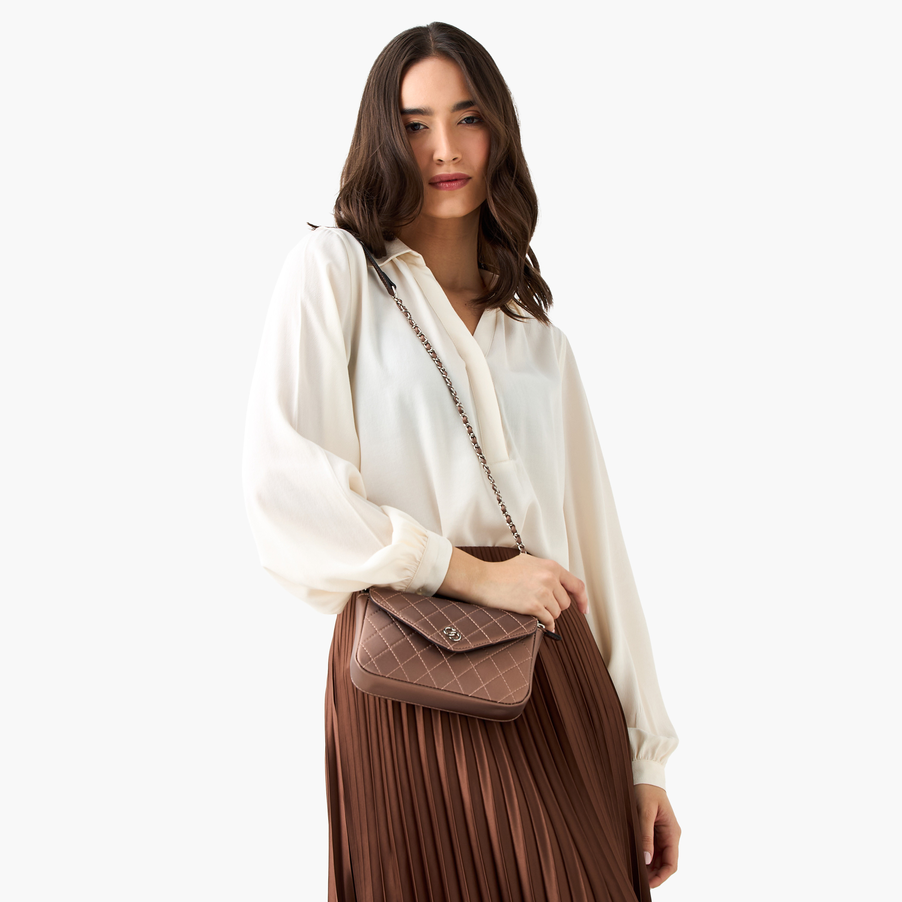 شنطة كروس بودي مبطنة بحزام سلسلة طية إغلاق من سيليست-women-bagsandwallets-handbags-image-2
