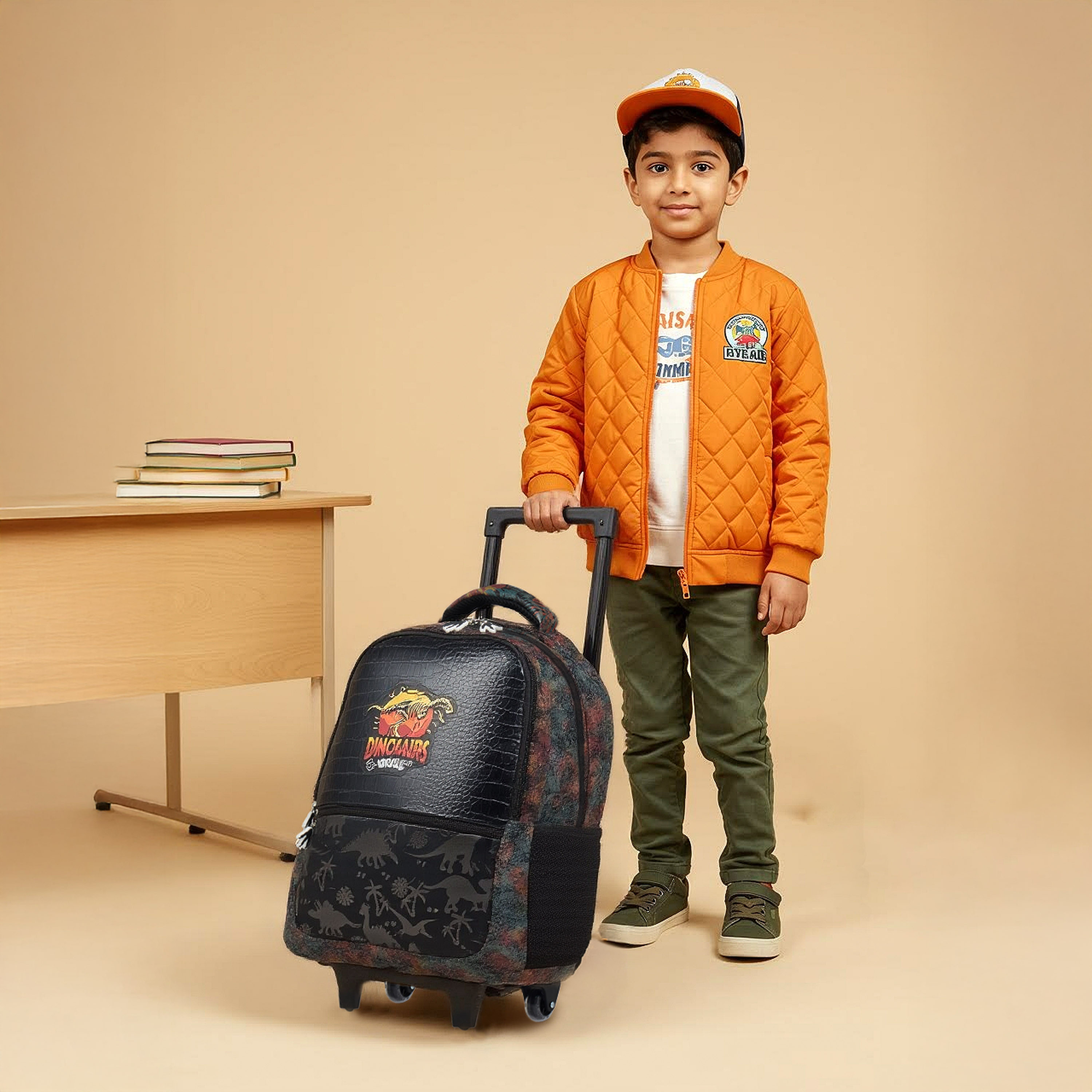 شنطة ترولي للأولاد 5-8 سنوات بحزام قابل للتعديل وتصميم ديناصور من جونيورز-school-bagsandbackpacks-trolleybags-image-9