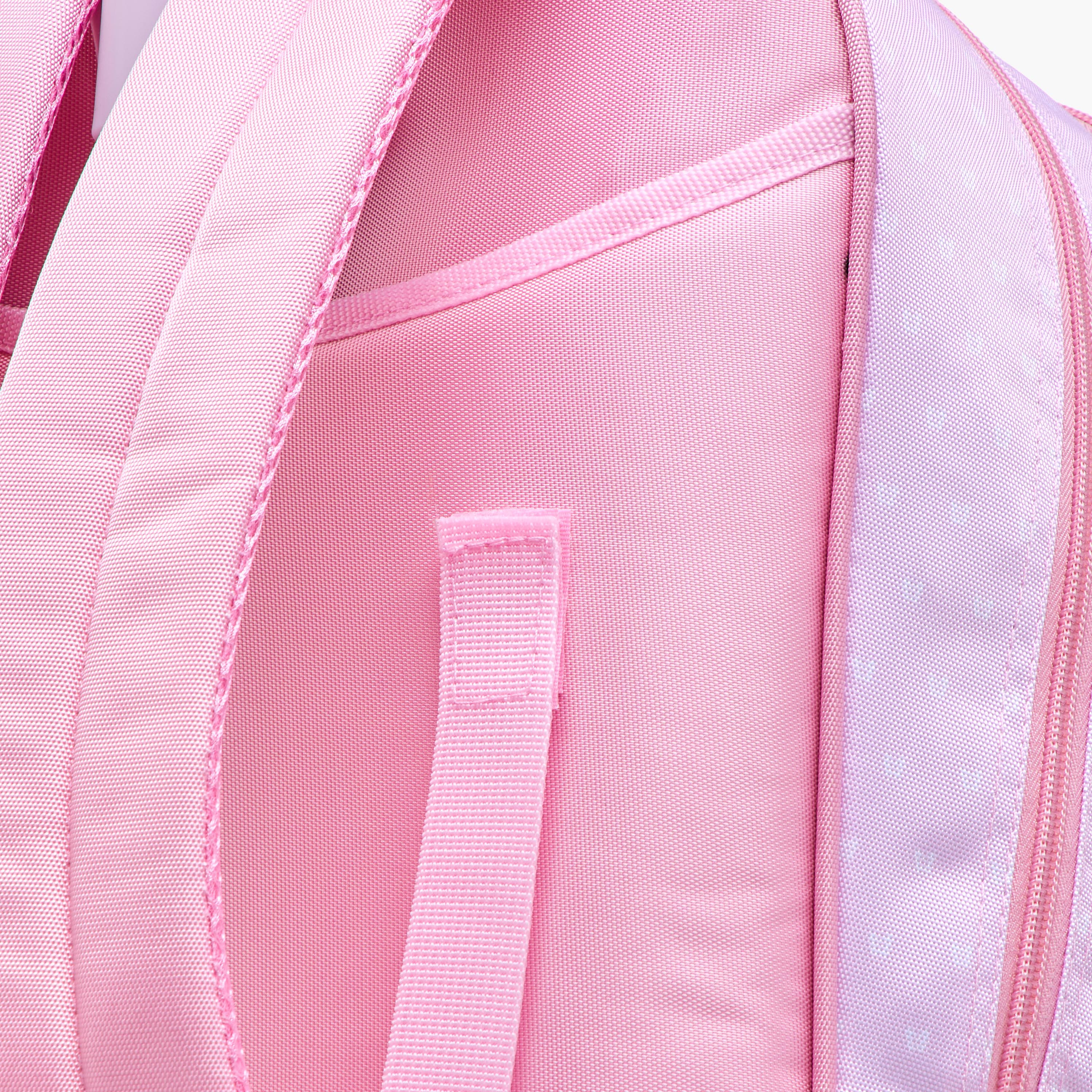 طقم شنطة ترولي مدرسية 3 قطع للبنات 8-13 سنة مع شنطة غداء ومقلمة بطبعات من جونيورز-school-bagsandbackpacks-trolleybags-image-13