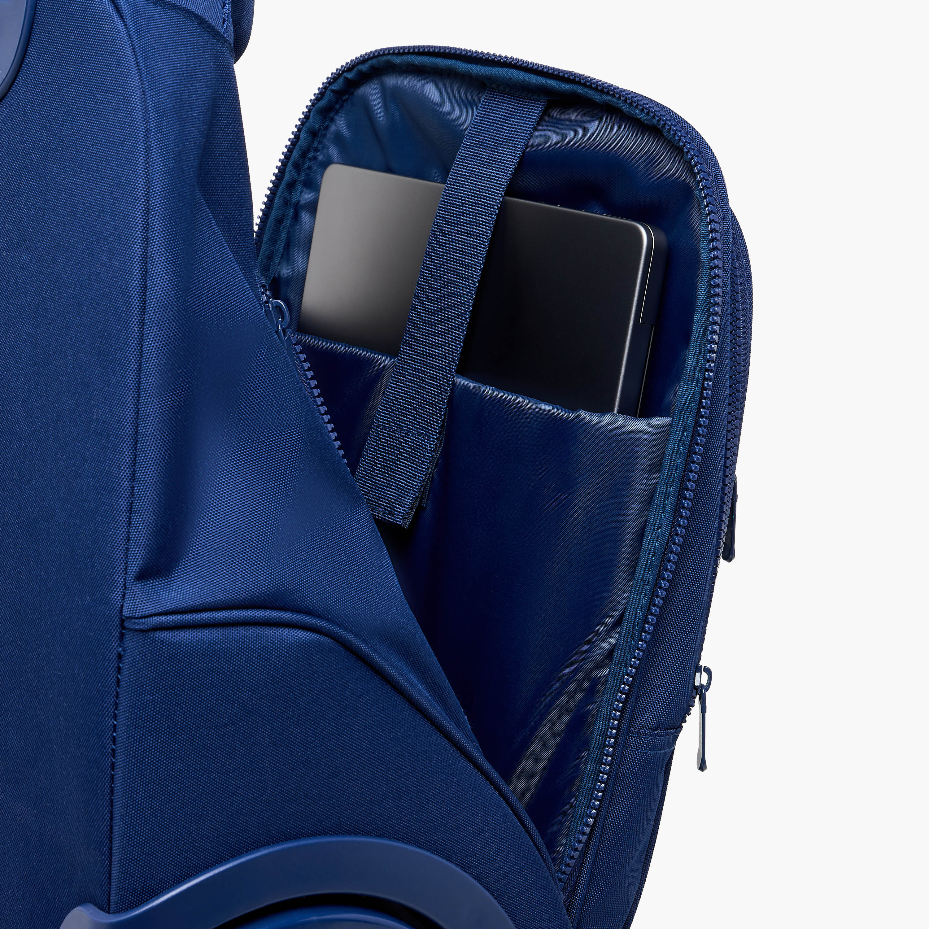 Juniors Plain 3-Piece School Trolley Bag Set for Boys 8-13 Years with Lunch Bag and Pencil Pouch-school-bagsandbackpacks-trolleybags-image-16