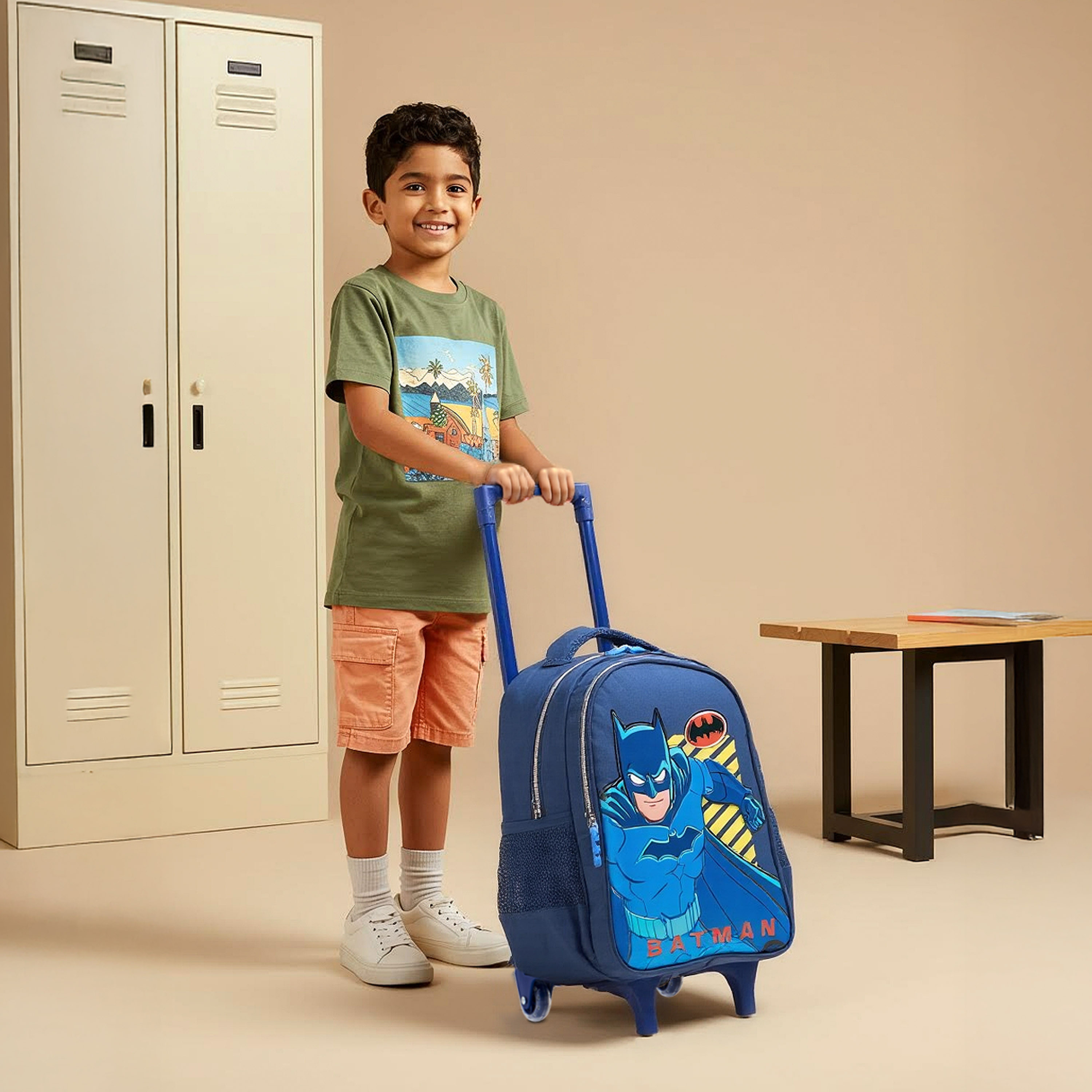Warner Bros Batman Trolley Bag for Boys 5-8 Years with Padded Shoulder Straps -school-bagsandbackpacks-trolleybags-image-3
