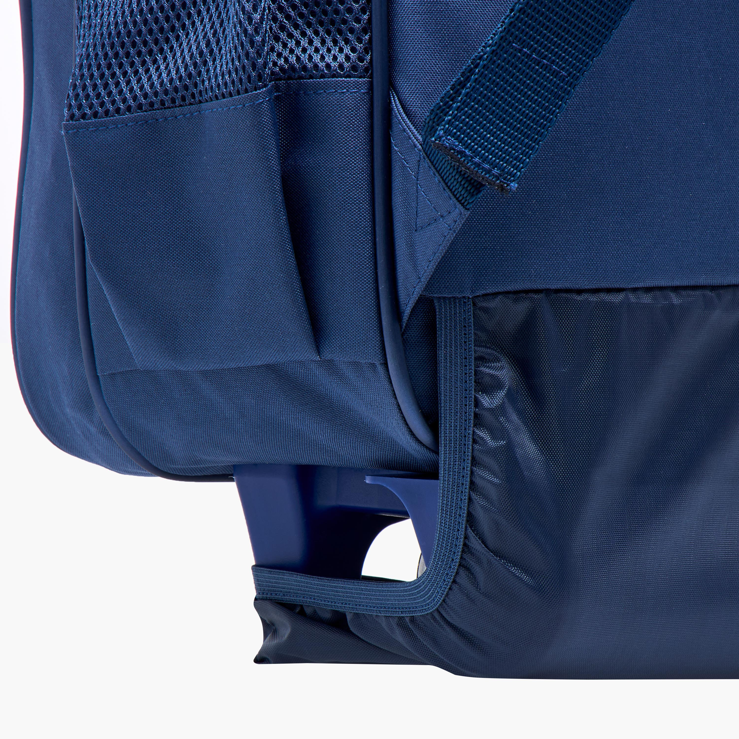 Warner Bros Batman Trolley Bag for Boys 5-8 Years with Padded Shoulder Straps -school-bagsandbackpacks-trolleybags-image-10