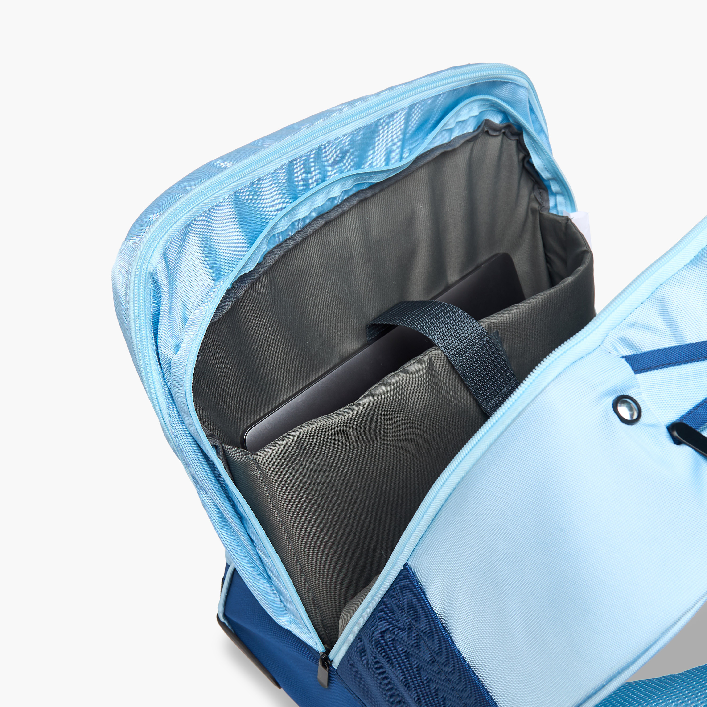 شنطة ترولي سادة للأولاد 8-13 سنة بحزام قابل للتعديل من جونيورز-school-bagsandbackpacks-trolleybags-image-16