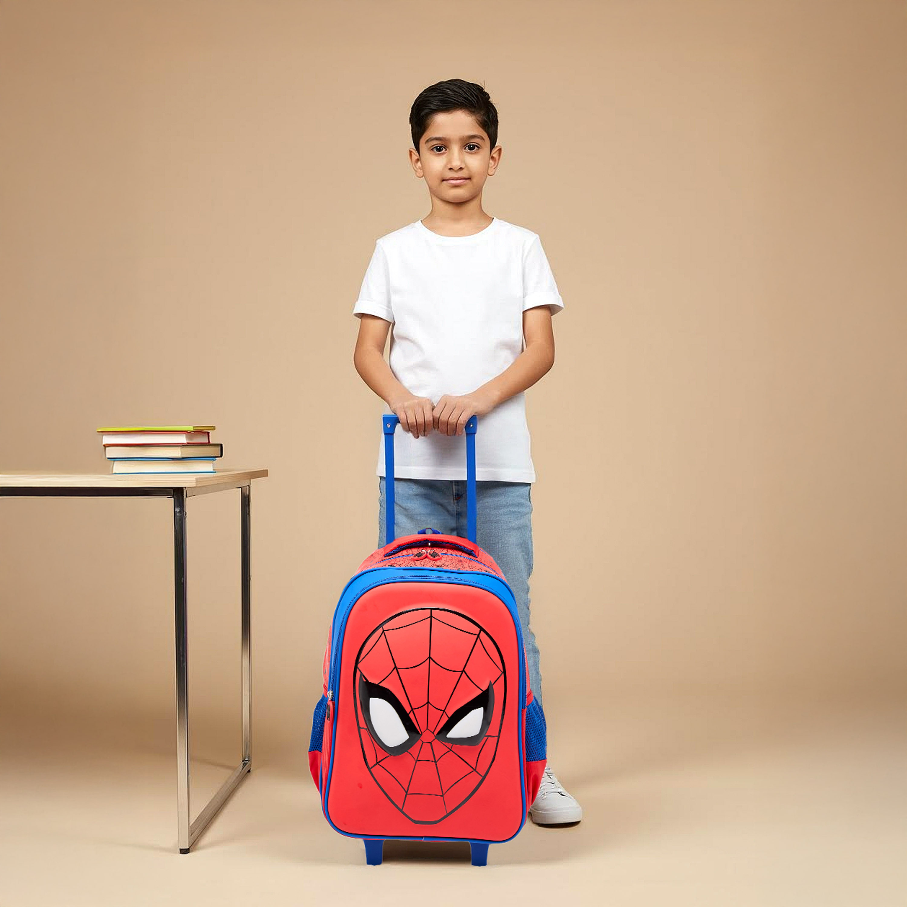 شنطة ترولي للأولاد 8-13 سنة بحزام قابل للتعديل وتصميم سبايدرمان من مارفل-school-bagsandbackpacks-trolleybags-image-2