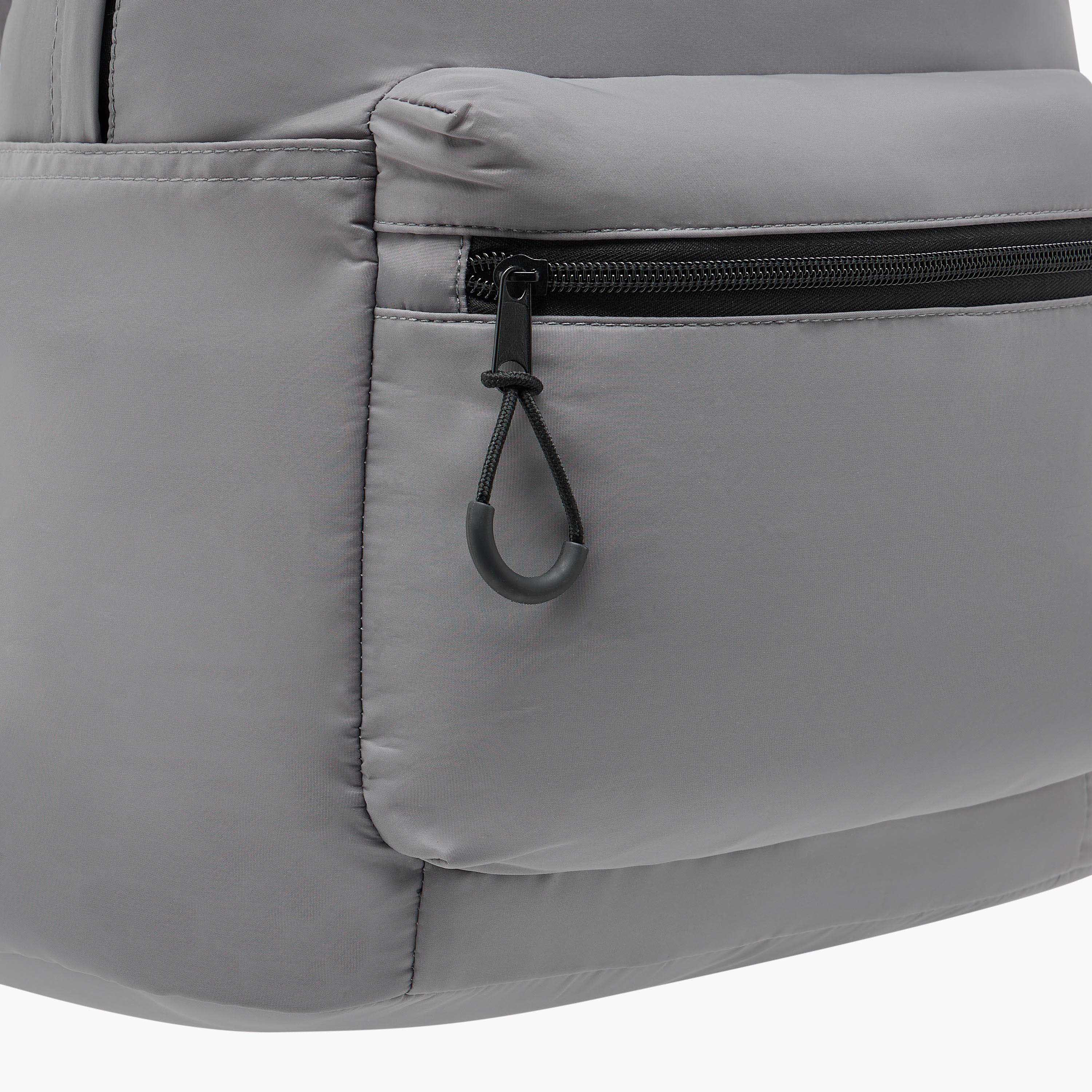 شنطة ظهر سادة بحمالات قبلة للتعديل وسحاب إغلاق من جونيورز - 17 بوصة-school-bagsandbackpacks-backpacks-image-4