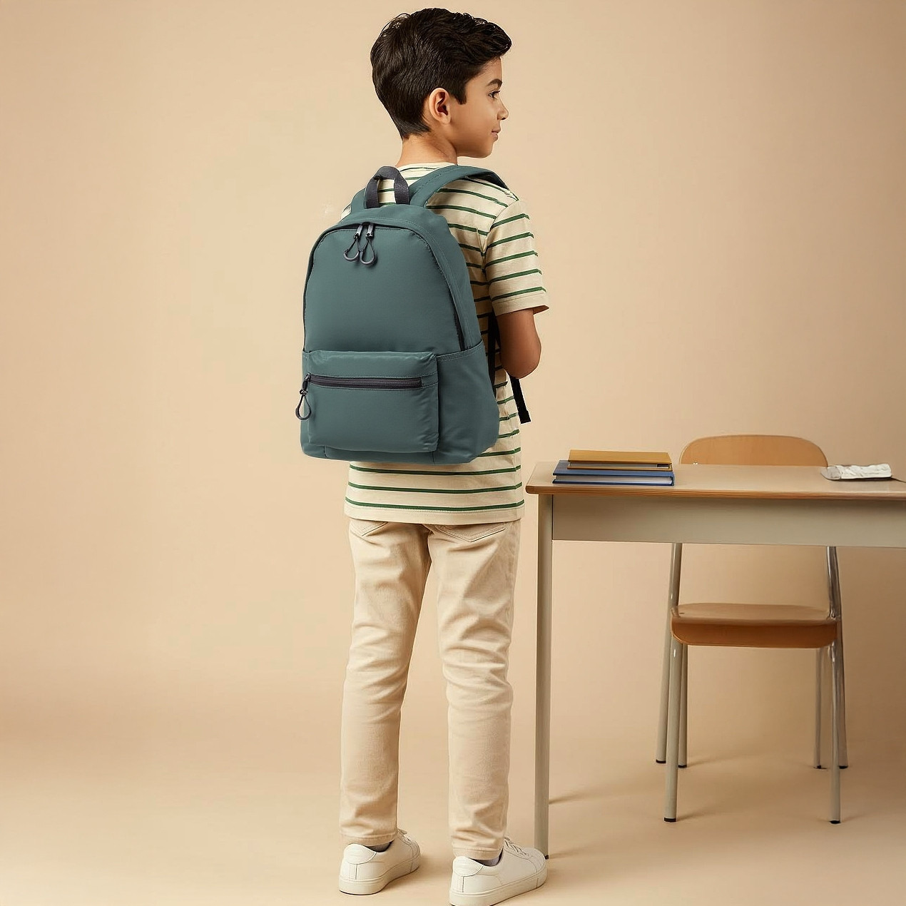 شنطة ظهر سادة بحمالات قبلة للتعديل وسحاب إغلاق من جونيورز - 17 بوصة-school-bagsandbackpacks-backpacks-image-8