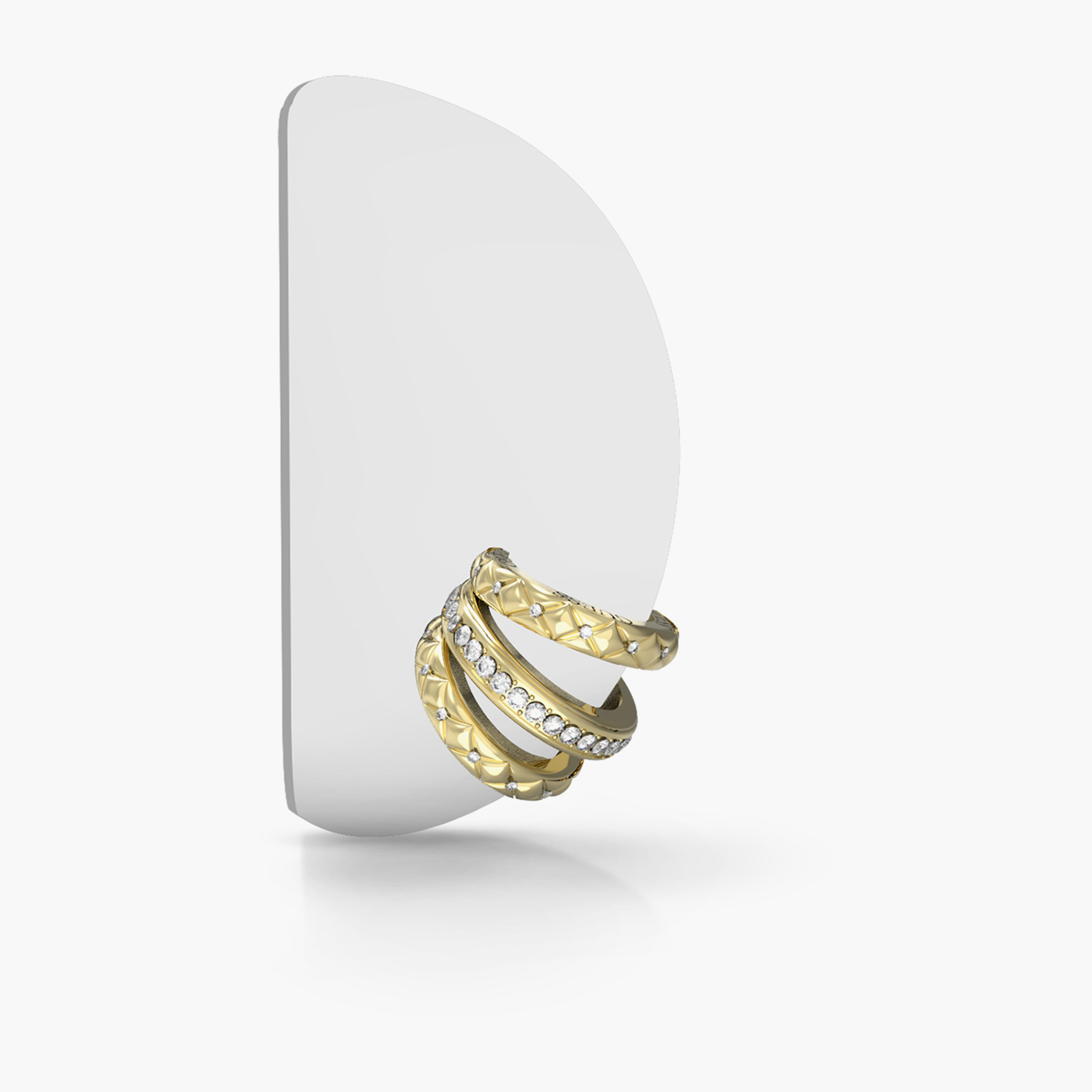غيس- أقراط فولاذ تلتف حول الأذن بتصميم ماتيلاس 17.5 مم | JUBE04588JWYGT-U-women-watchesandjewellery-jewellery-earrings-image-1