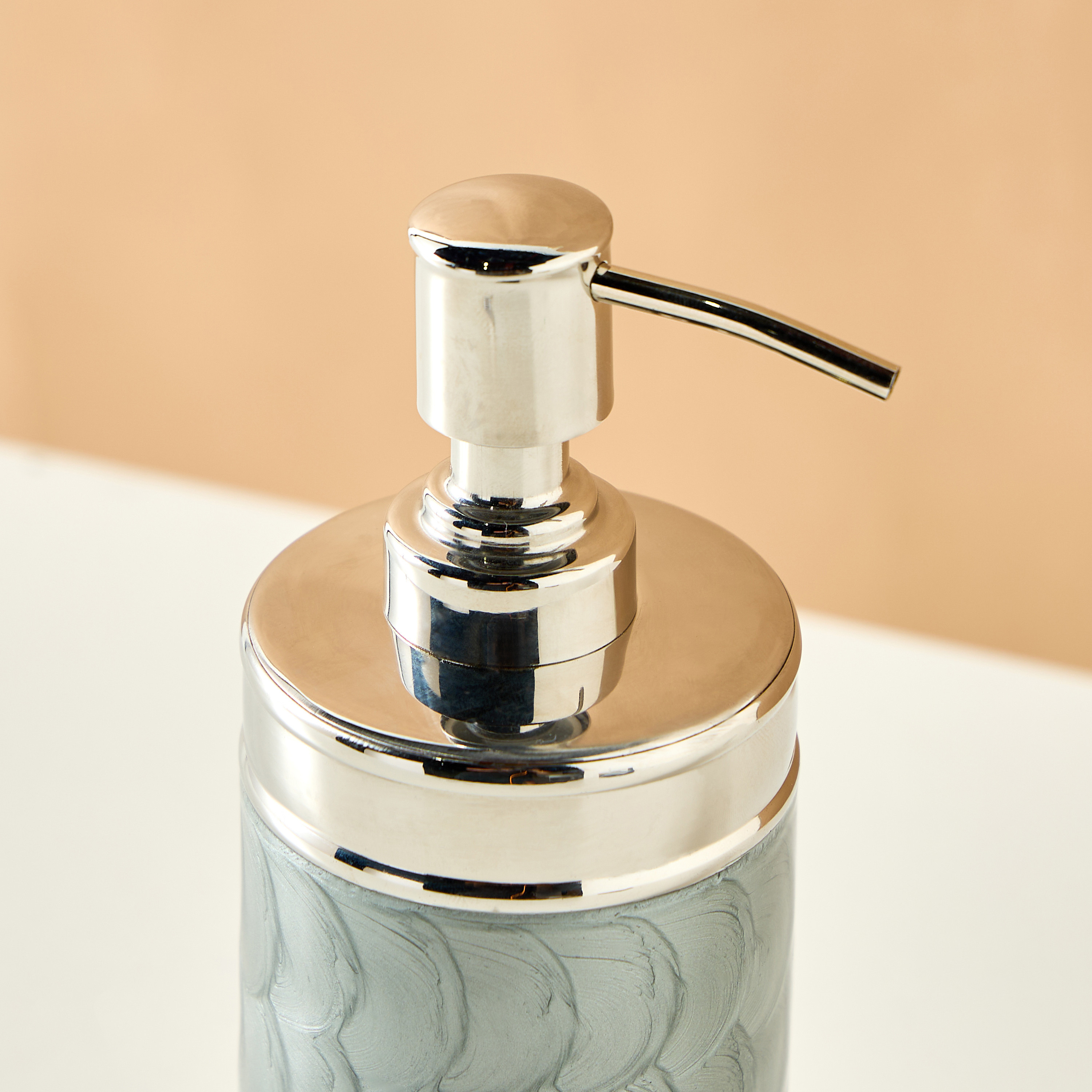 Enamel Shiny Lotion Dispenser-household-bathandlaundry-bathaccessories-soapdishesanddispensers-image-3