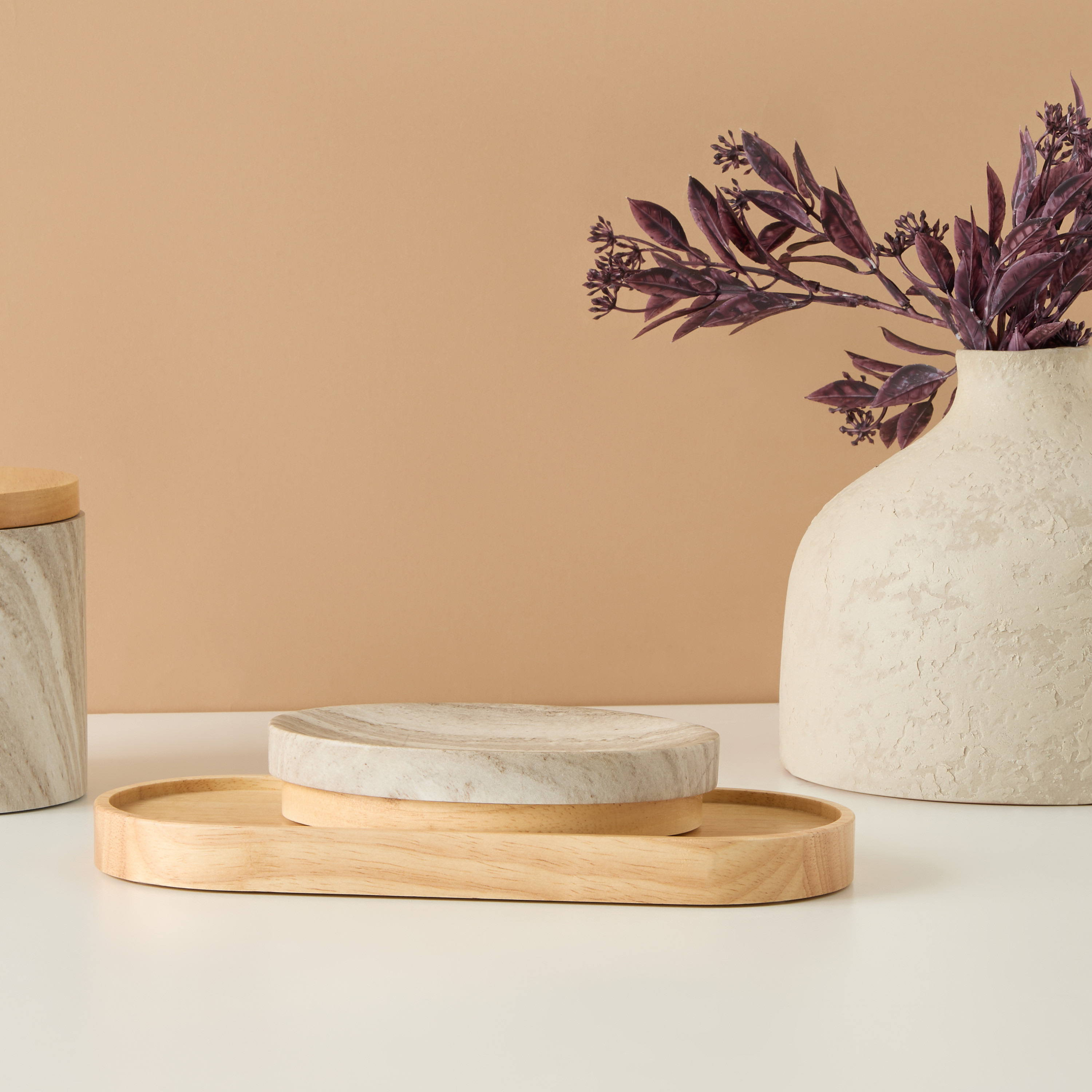 Scandi Polyresin Soap Dish-household-bathandlaundry-bathaccessories-soapdishesanddispensers-image-1