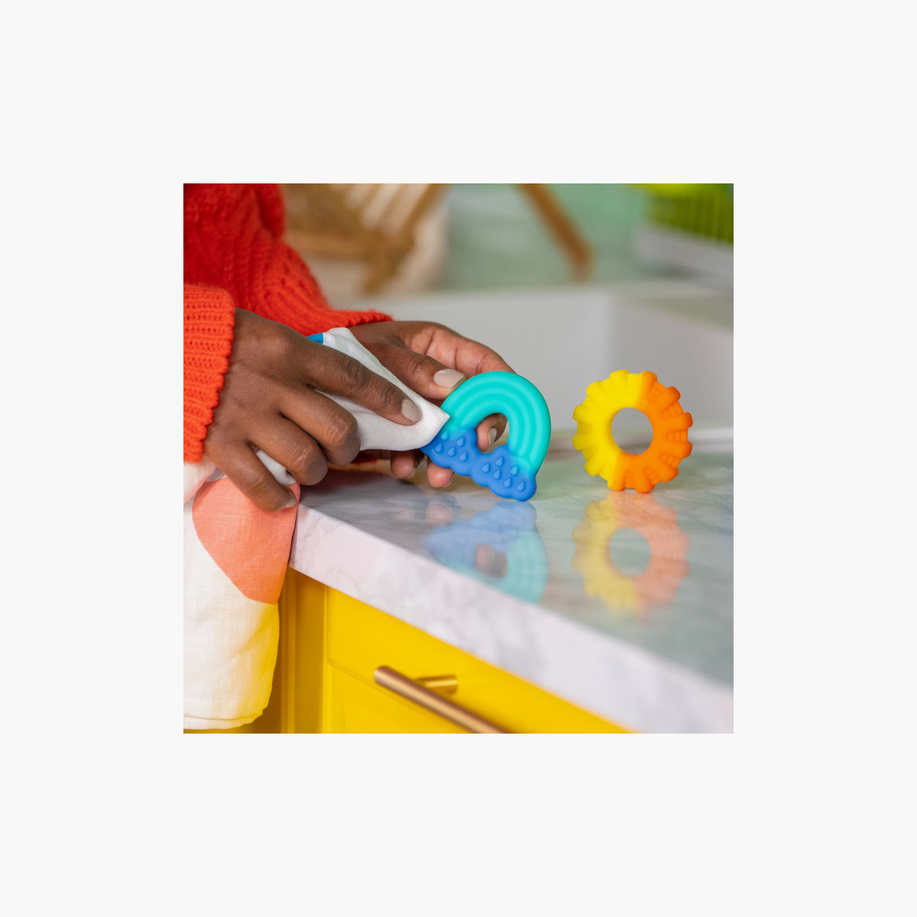 Bright Starts 2-Piece Chance of Smiles Silicone Teethers - Sun & Rainbow - 3 Months+-baby-feeding-teethers-image-7