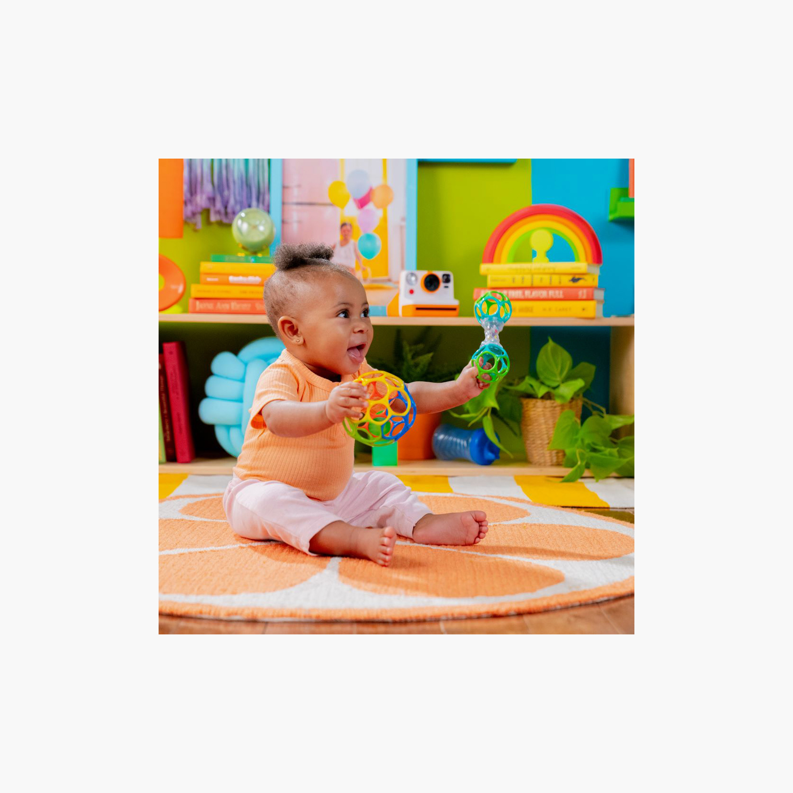 Bright Starts 2-Piece Grasp The Day BPA Free Ball & Rattle Toys - Newborn+-toys-babyandtoddlertoys-rattlesandteethers-image-3