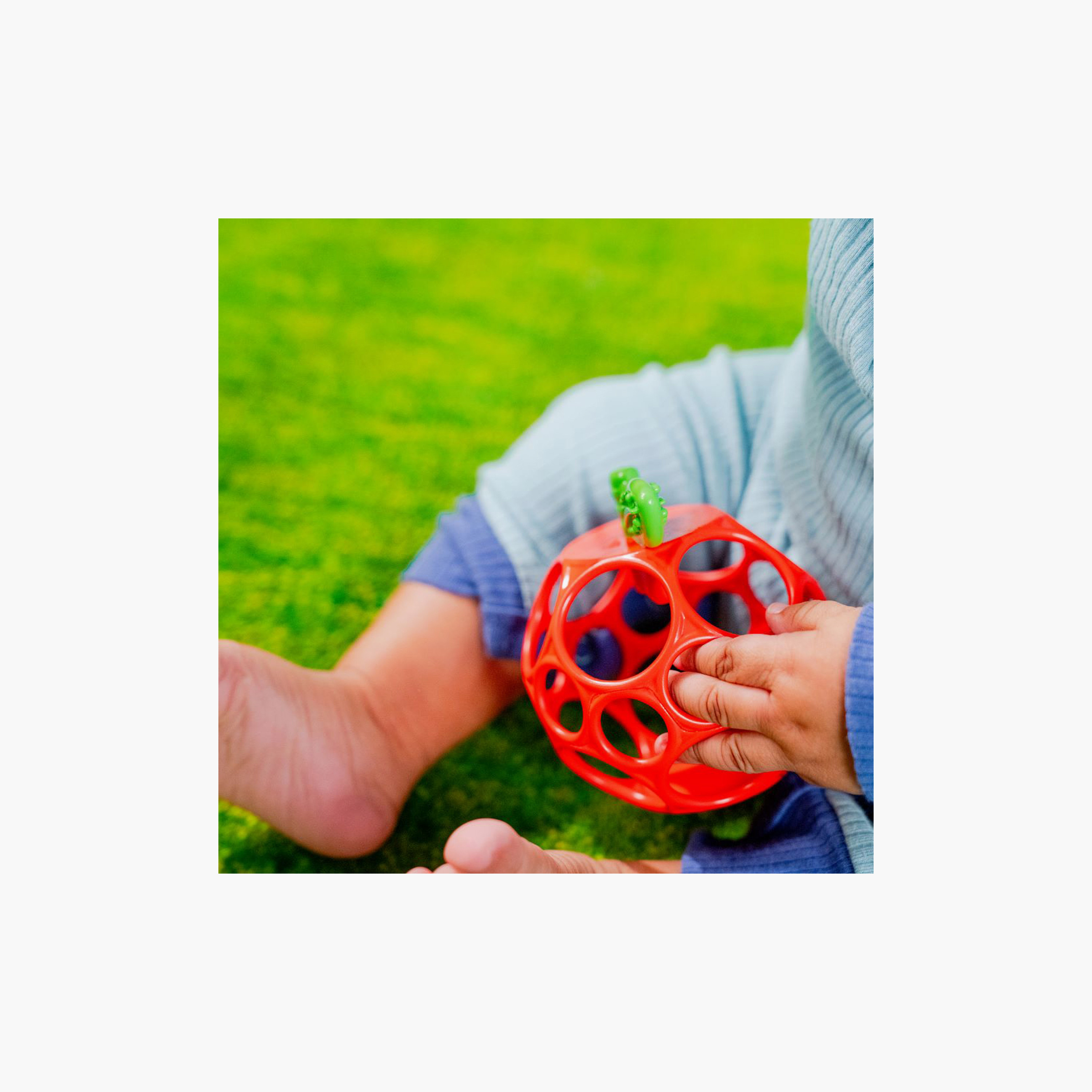Bright Starts BPA Free Oball Easy Grasp Teether Toy - Apple - Newborn+-toys-babyandtoddlertoys-rattlesandteethers-image-2