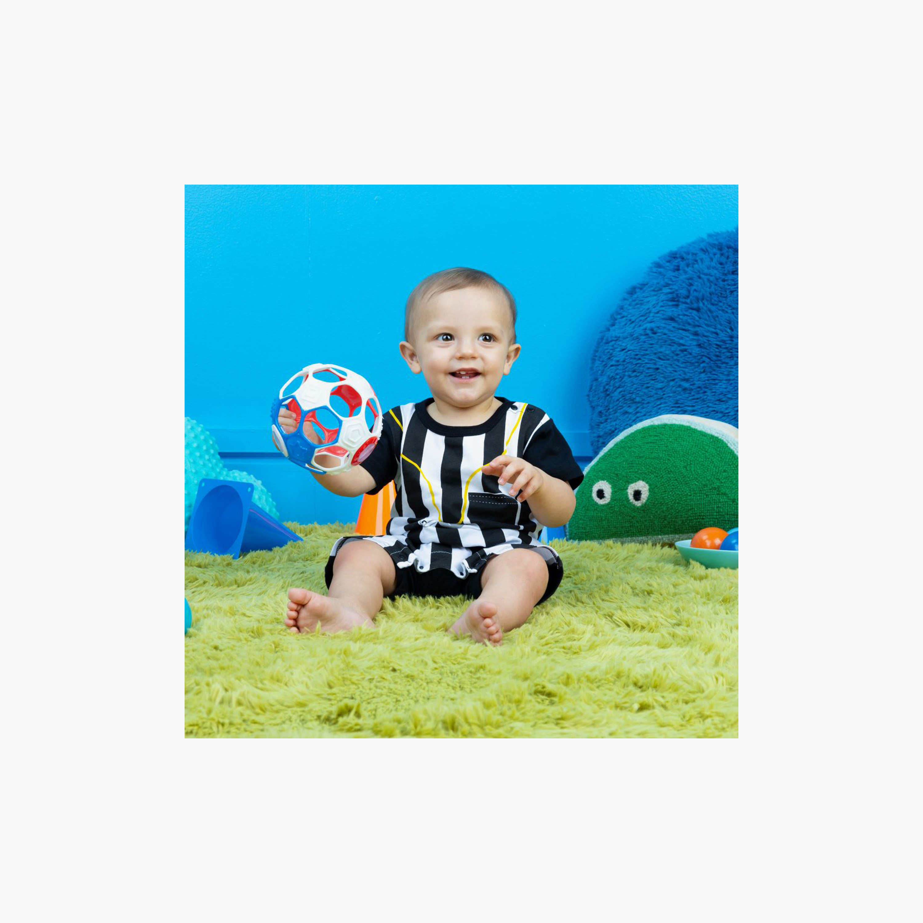 Bright Starts Oball Grippin' Goals Rattle Soccer Ball Easy-Grasp Toy - Multicolour - Newborn+-toys-babyandtoddlertoys-rattlesandteethers-image-4
