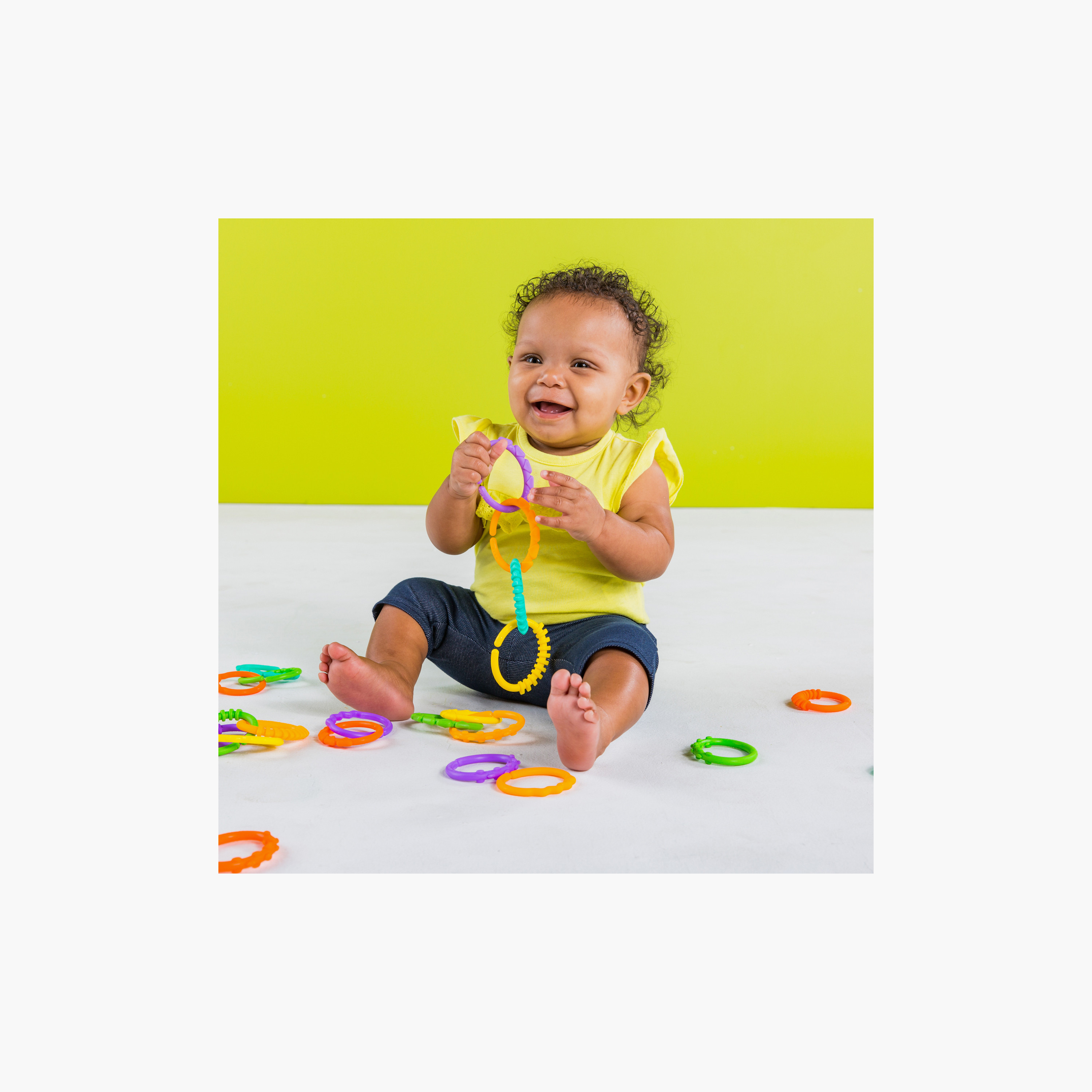 Bright Starts 24-Piece BPA Free Lots of Links Ring Toys - Multicolour - 0 Months+-toys-babyandtoddlertoys-strollertoys-image-2